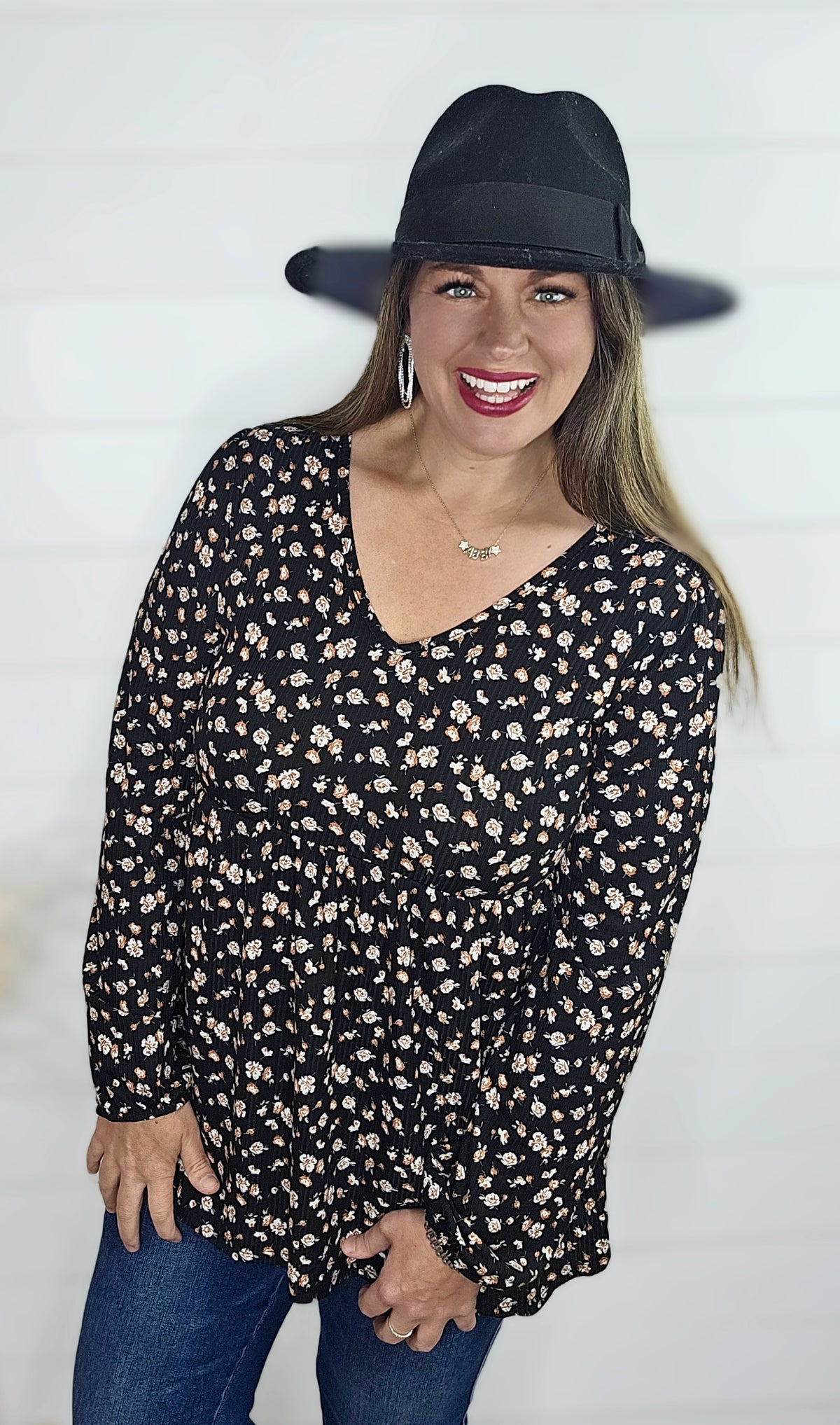 BLACK FLORAL RIB TEXTURED BABYDOLL TOP W/ TIE BACK