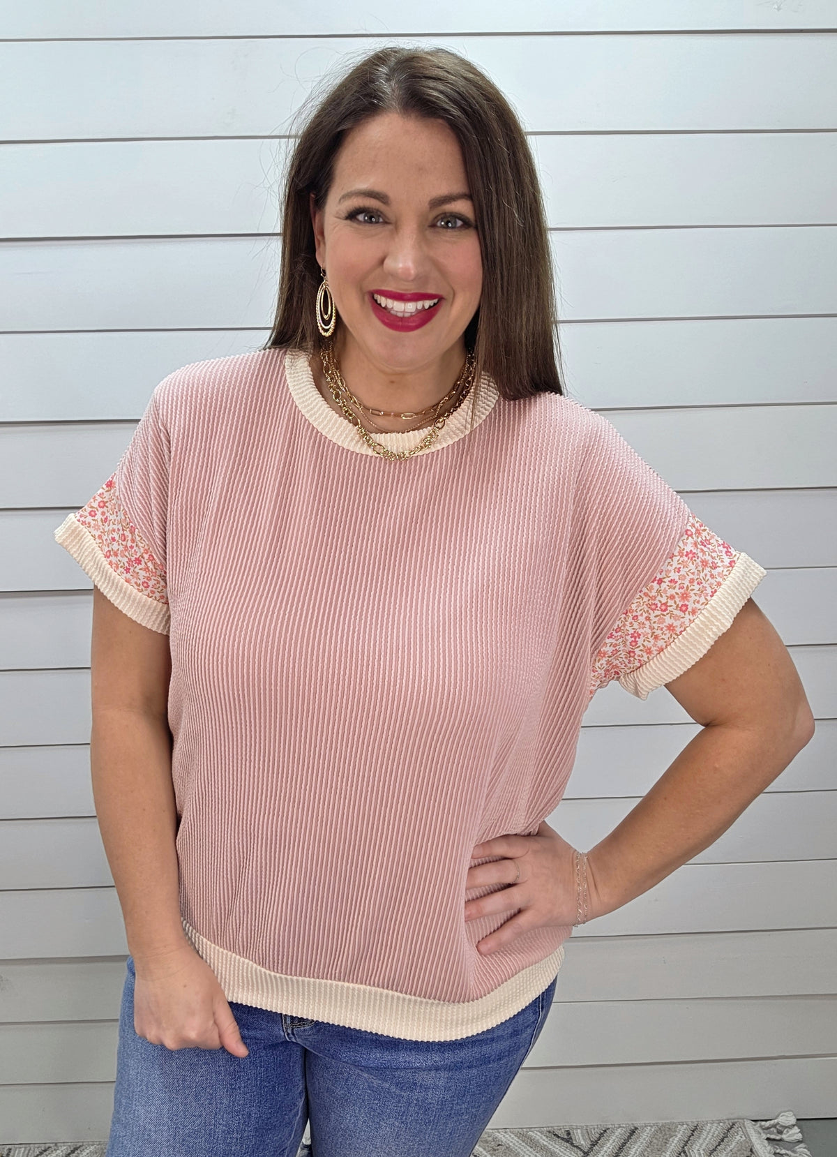 MAUVE RAISED RIBBED KNIT TOP W/ FLORAL TRIM