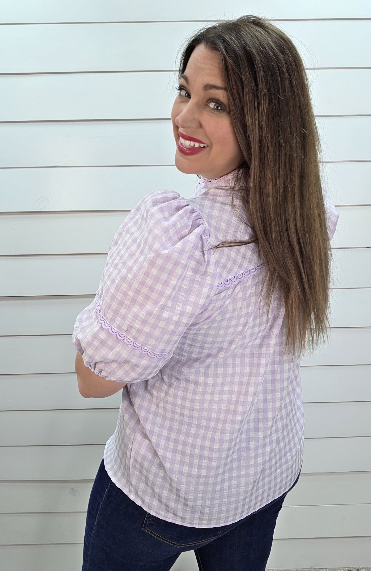 LAVENDER GINGHAM PUFF SLEEVE V NECK TOP W/ SCALLOPED TRIM