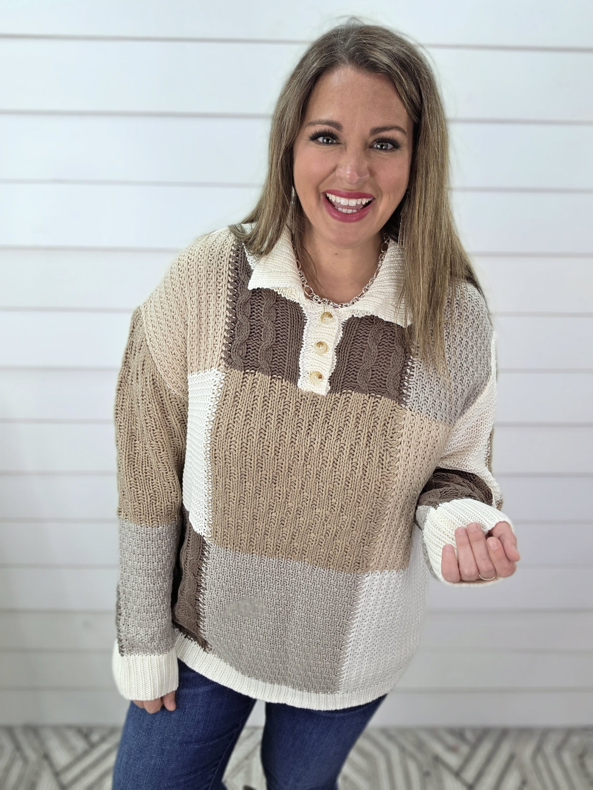 NATURAL/BROWN BLOCK BUTTON TRIM SWEATER