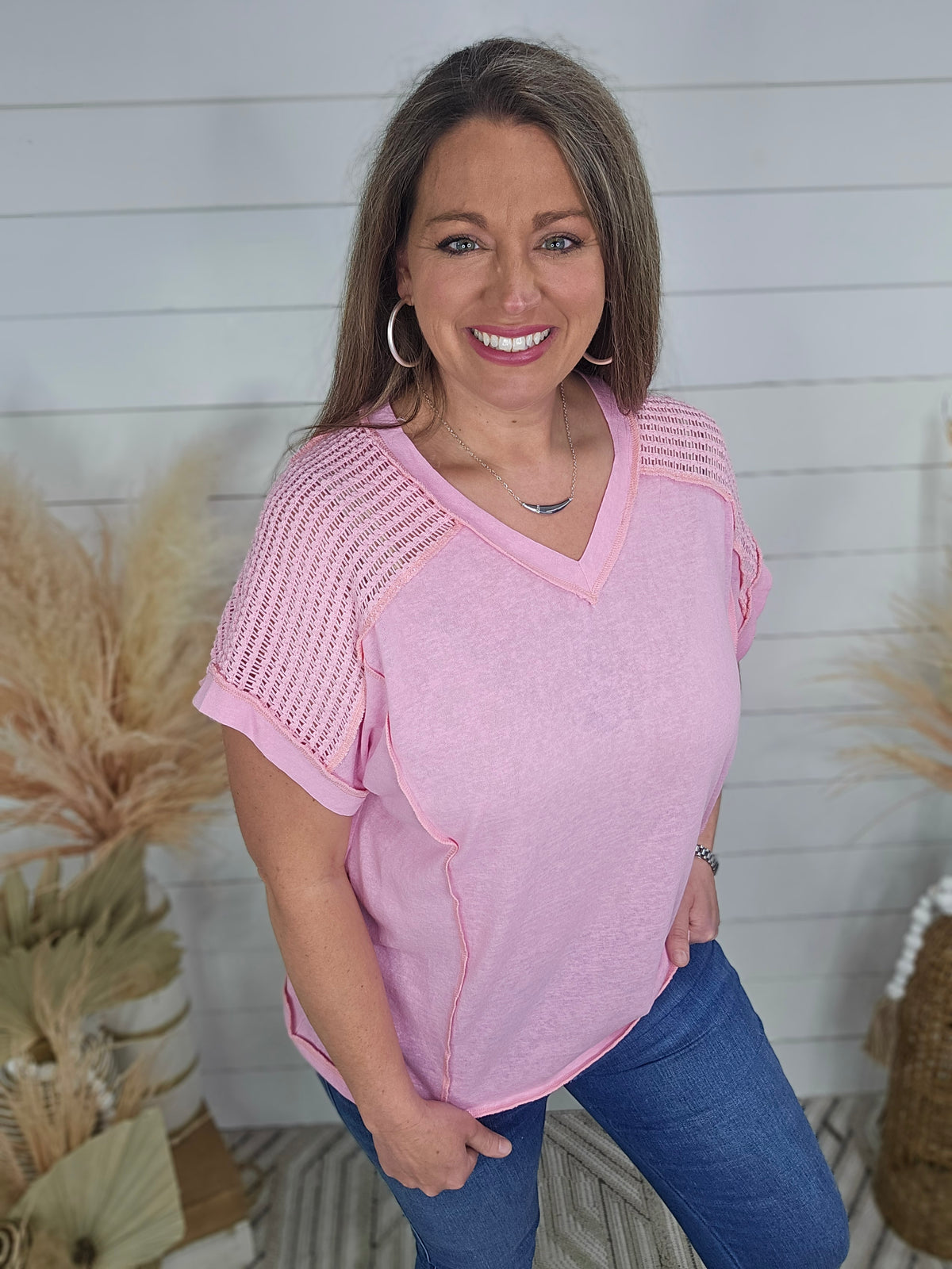 PINK SHORT SLEEVE RELAXED TOP W/ LACE TRIM SLEEVES
