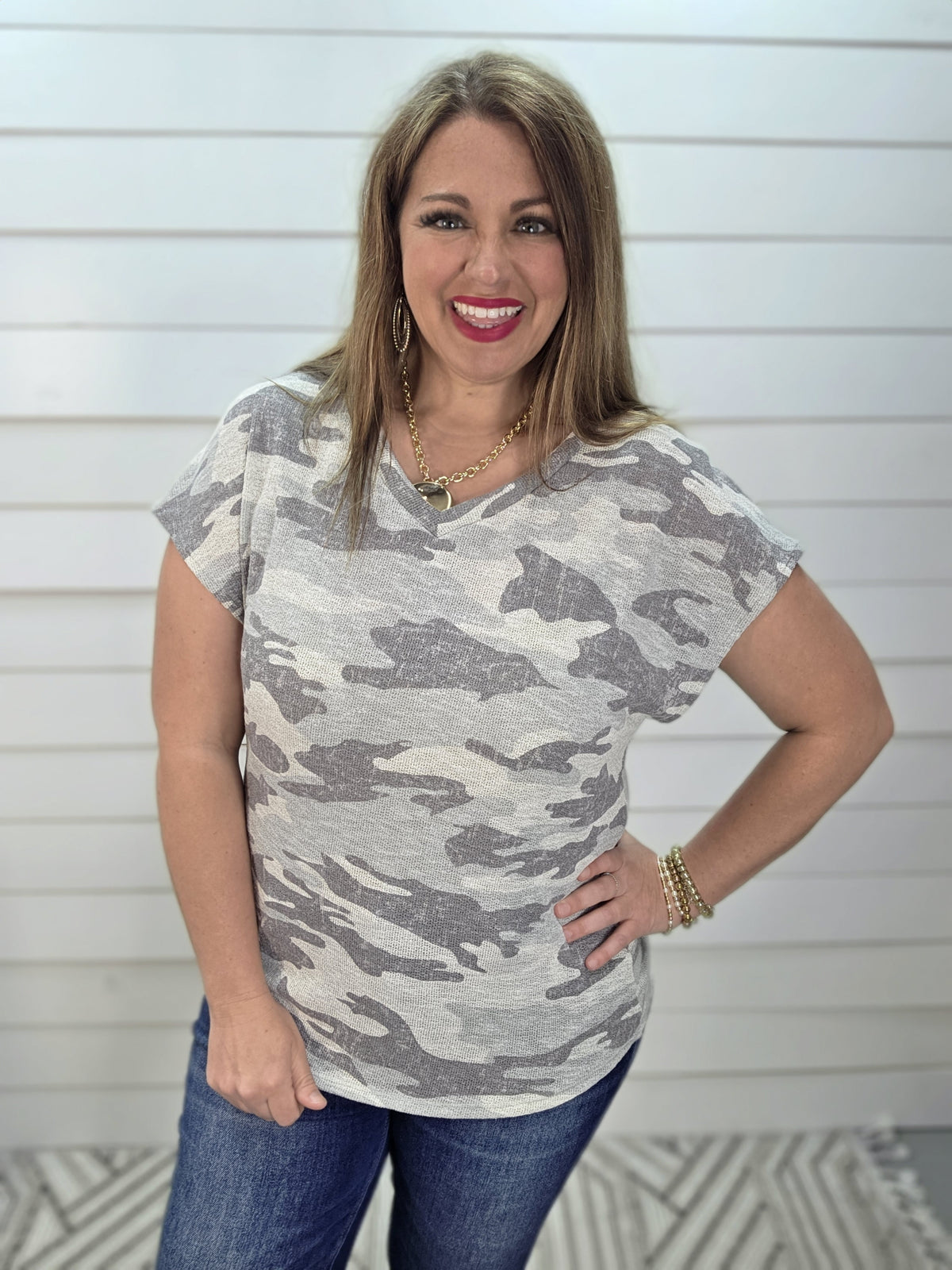 GREY CAMO V NECK KNIT TOP