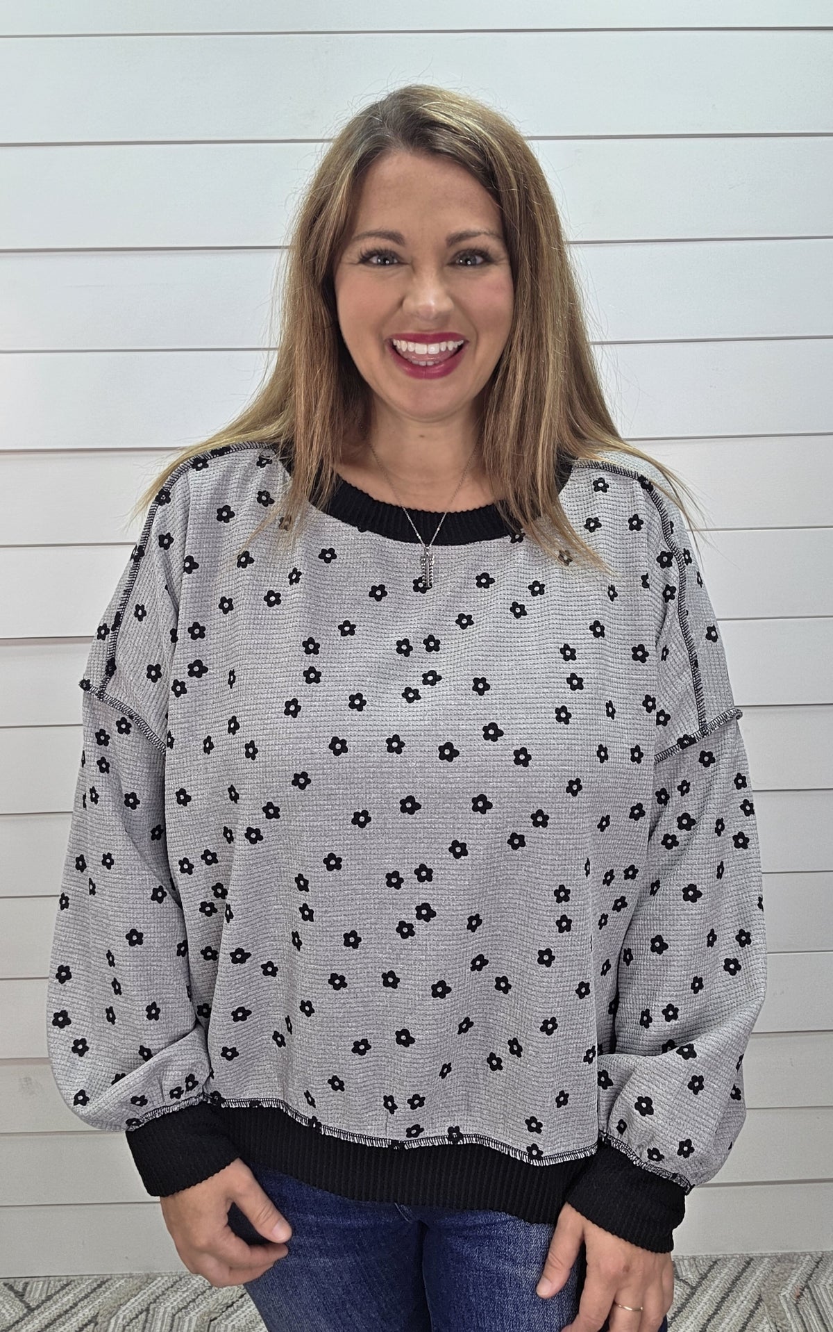 GREY/BLACK FLORAL OVERSIZED KNIT TOP