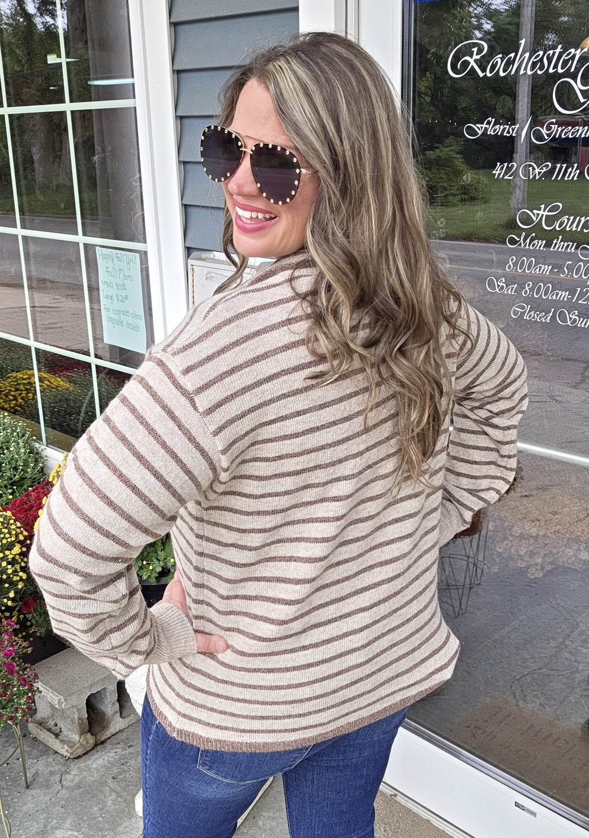 TAUPE/BROWN STIRPED QUARTER SNAP BUTTON SWEATER