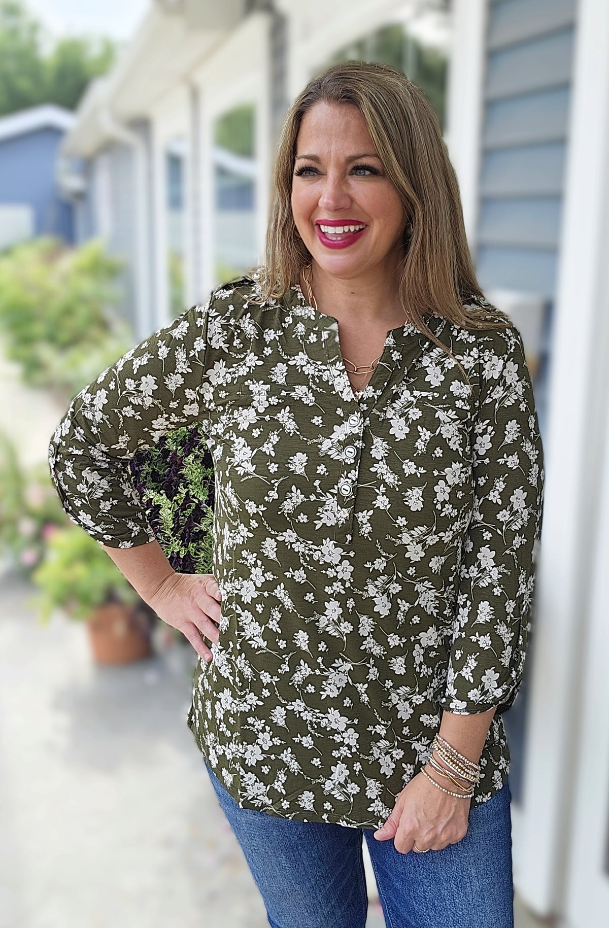 DEAR SCARLETT OLIVE/CREAM FLORAL LUZE LIZZY TOP