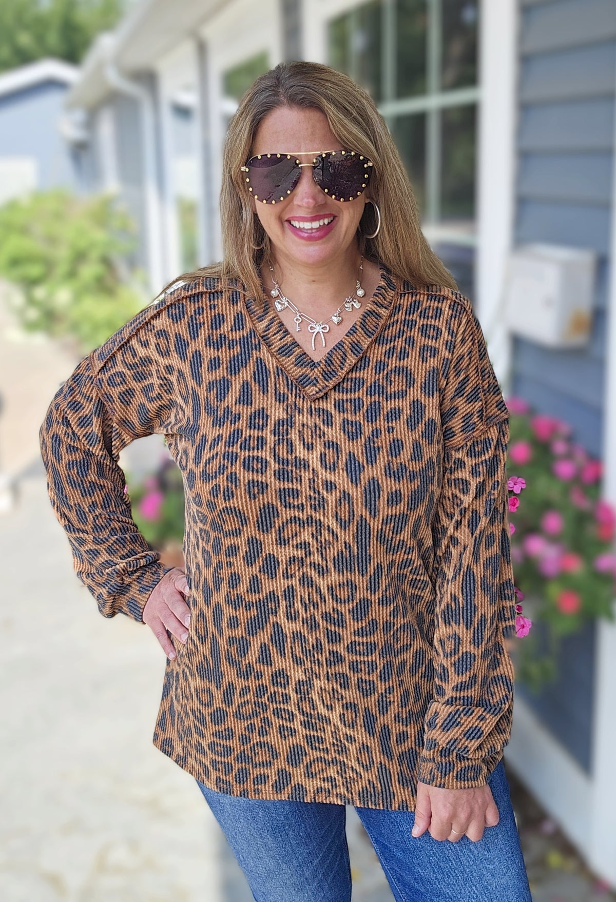 DARK MOCHA RAISED RIBBED ANIMAL PRINT V NECK LONG SLEEVE TOP