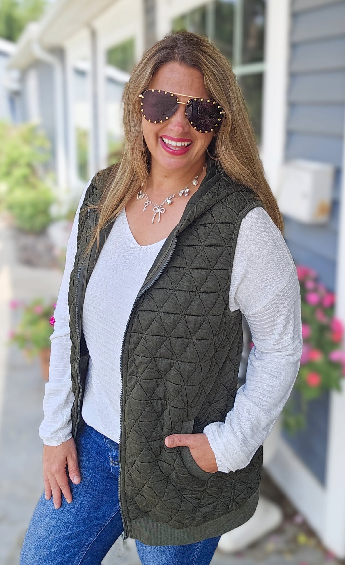 HUNTER GREEN QUILTED HOODED VEST