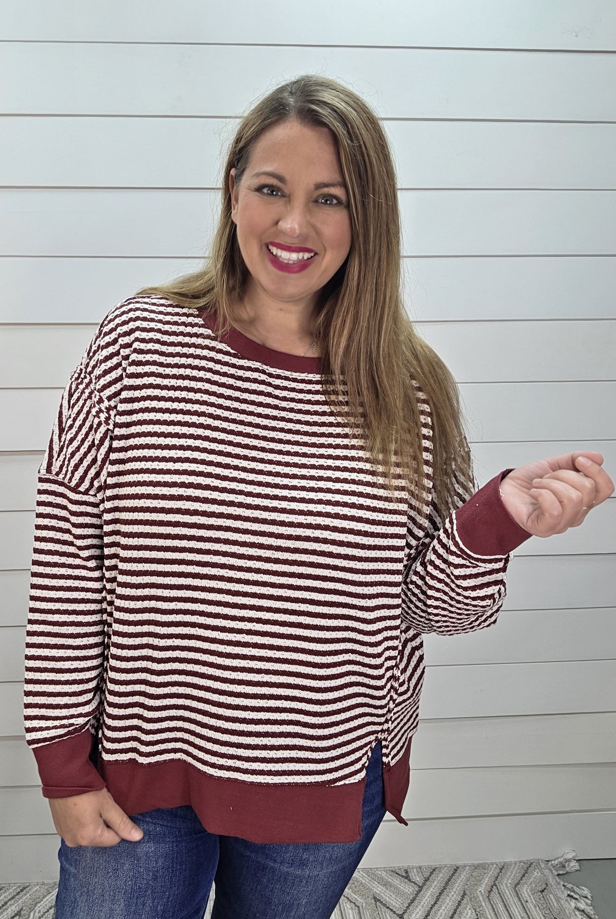 BURGUNDY/CREAM STRIPED TEXTURED KNIT LOOSE FIT TOP