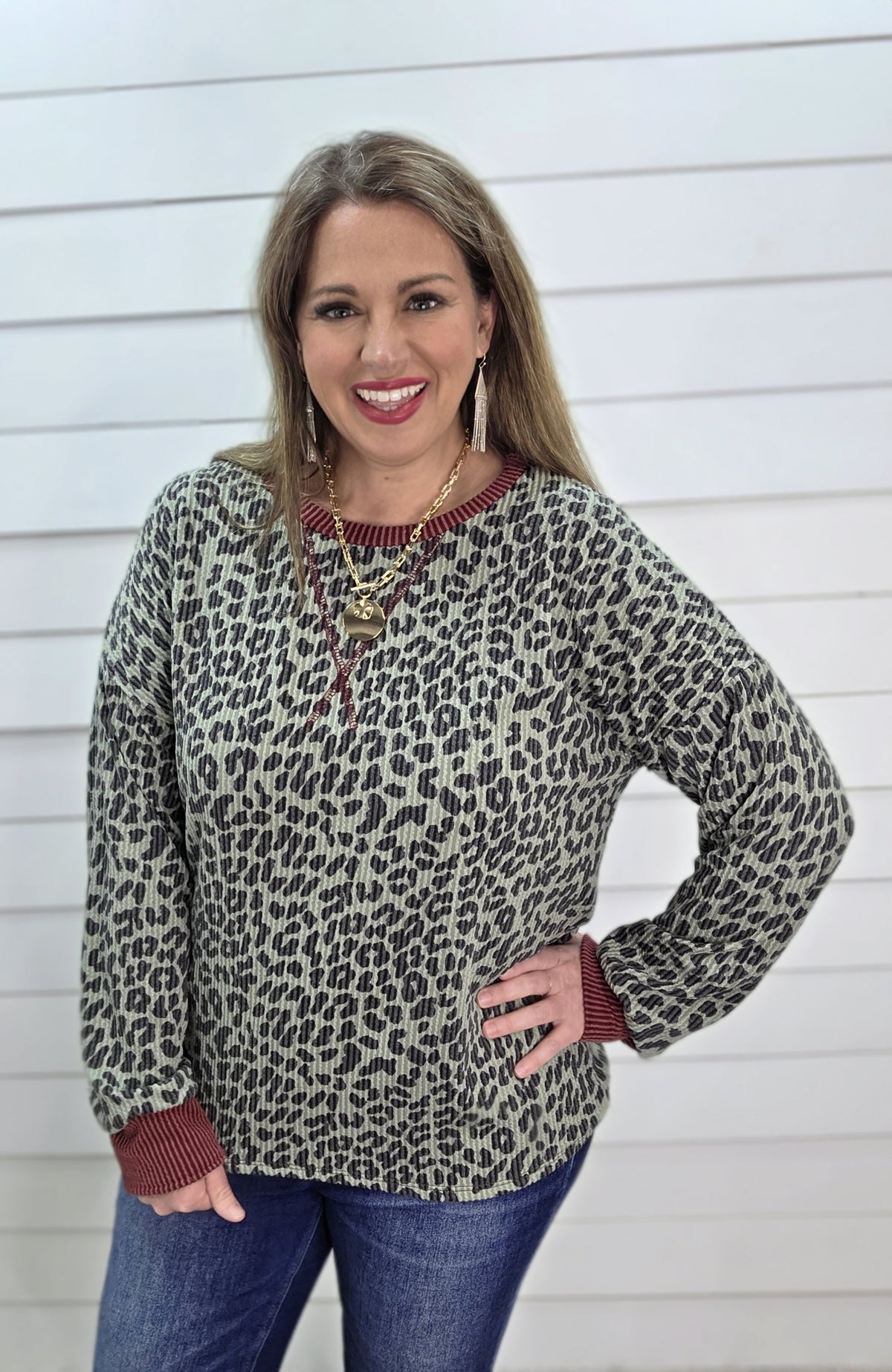 OLIVE ANIMAL PRINT RAISED RIBBED TOP W/ BURGUNDY TRIM