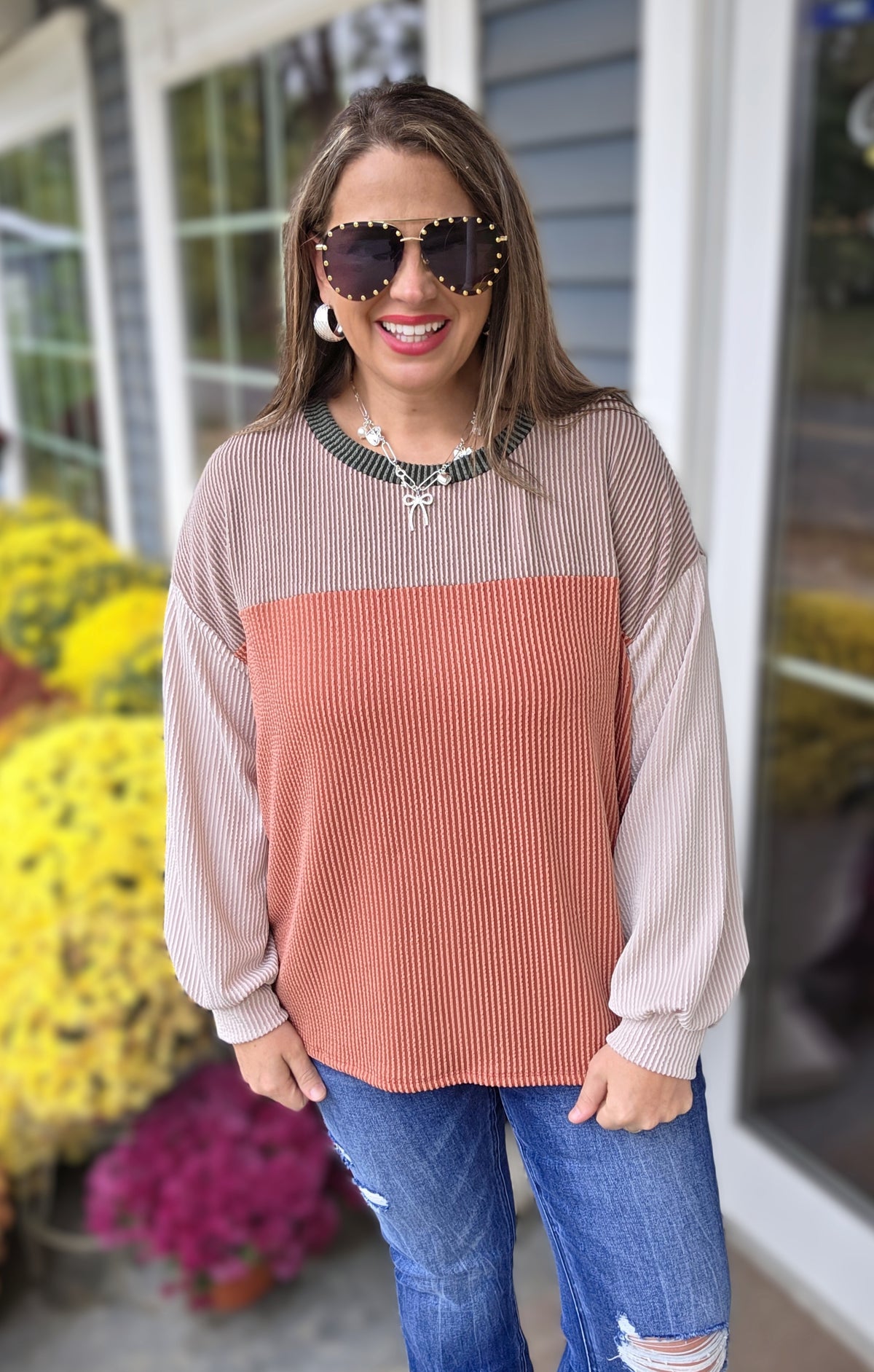 CINNAMON/MOCHA/TAUPE COLORBLOCK RIASED RIBBED KNIT TOP