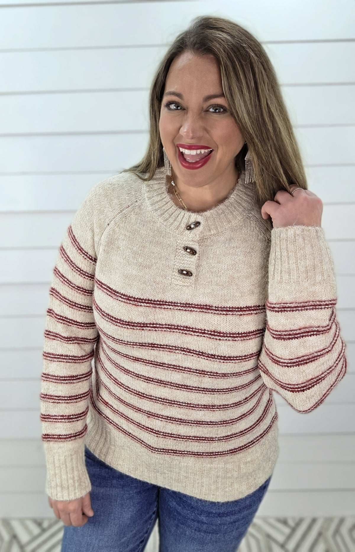 OATMEAL/RED STRIPED SWEATER WITH WOOD BUTTONS