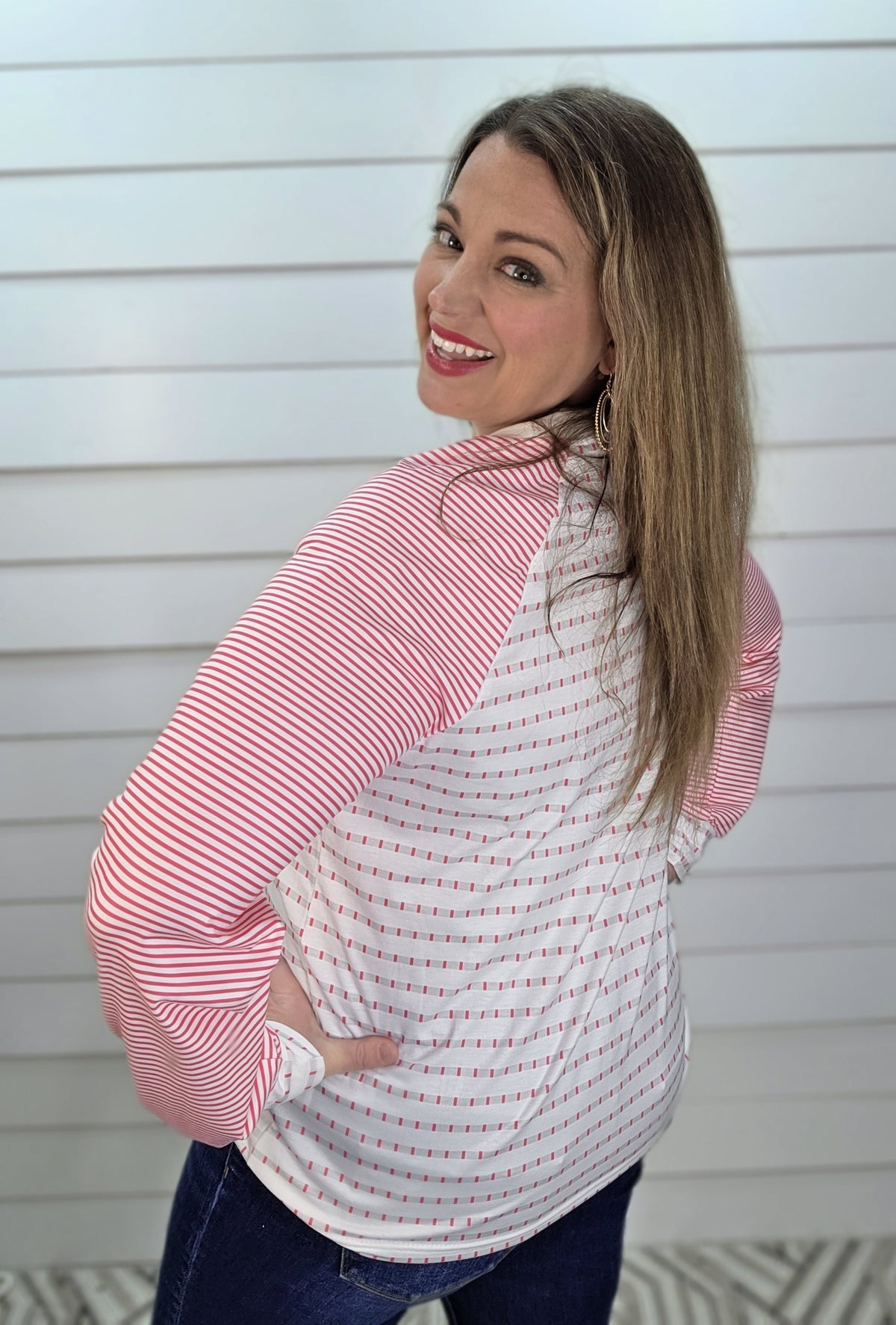 PINK/WHITE STRIPED PRINTED TOP