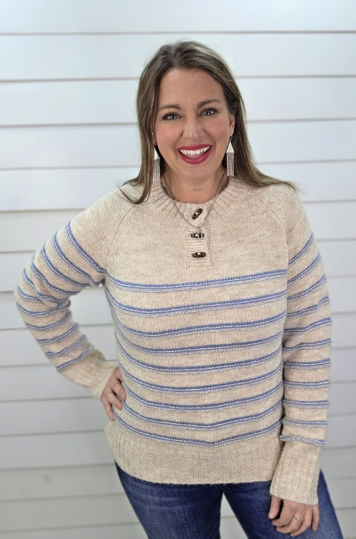 OATMEAL/BLUE STRIPED WOOD BUTTON PULLOVER SWEATER