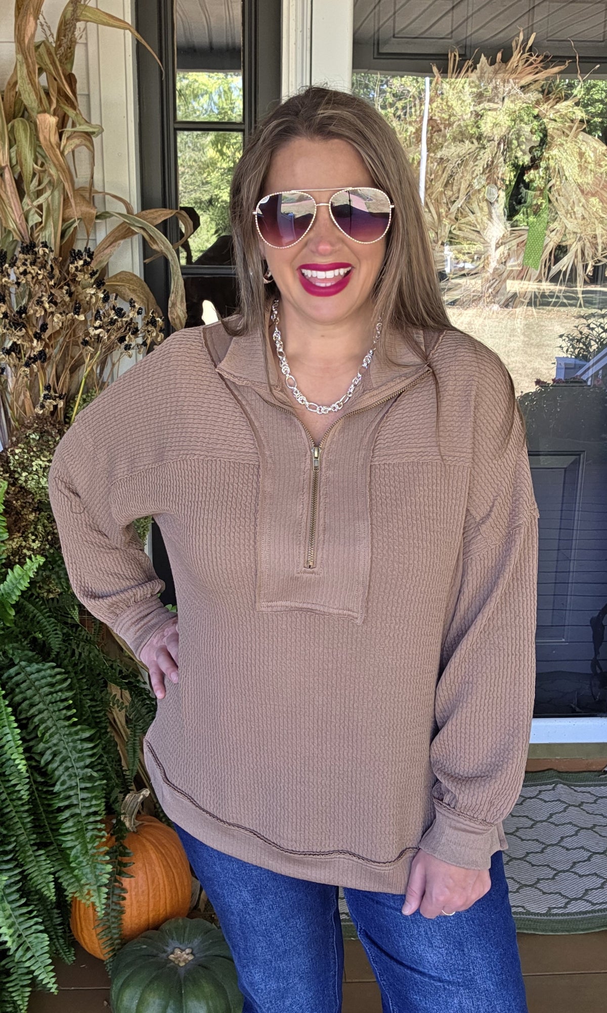 MOCHA TEXTURED QUARTER ZIP PULLOVER