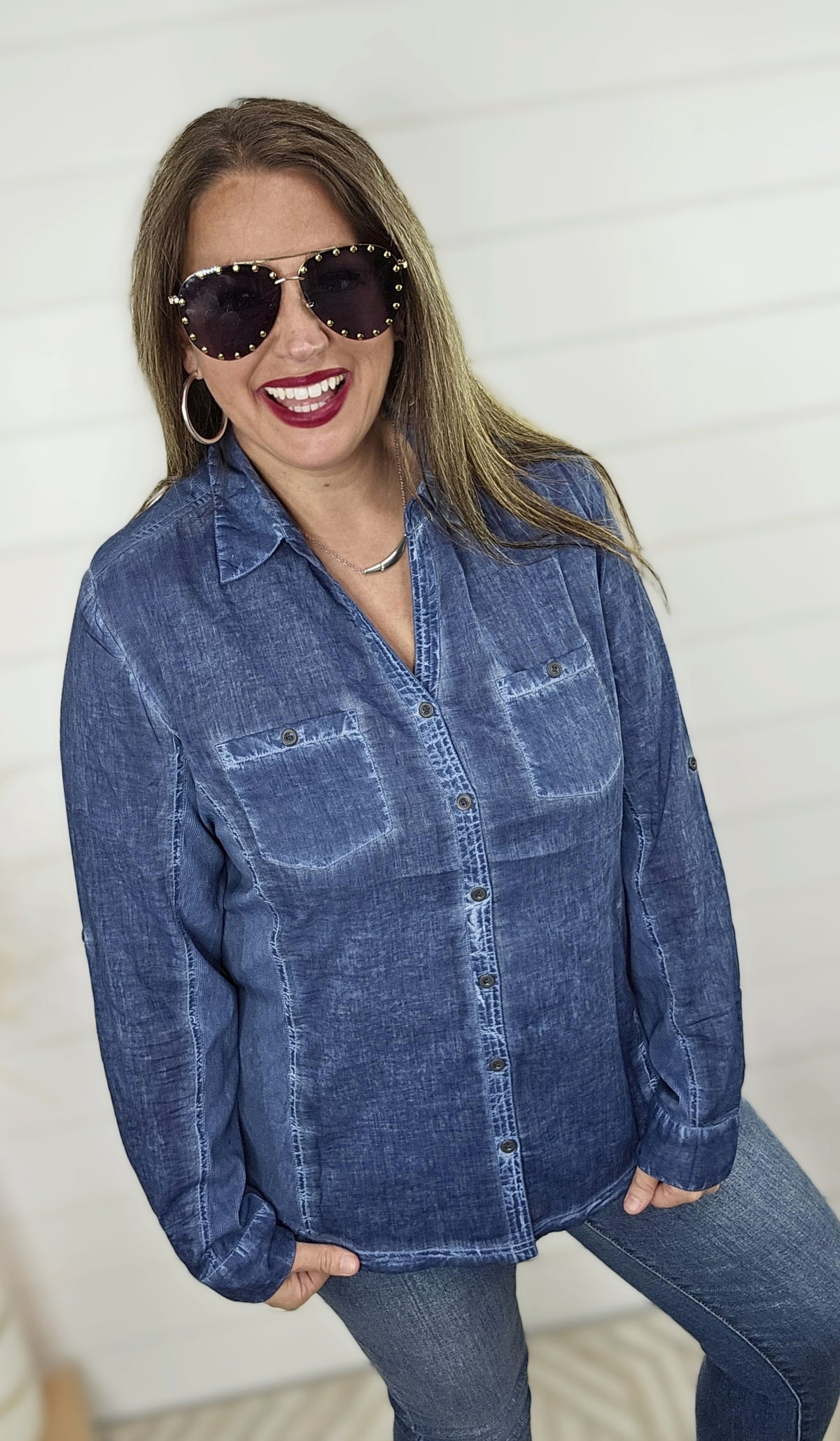 KAREN HART MINERAL WASH INDIGO CONTRAST BUTTON DOWN TOP