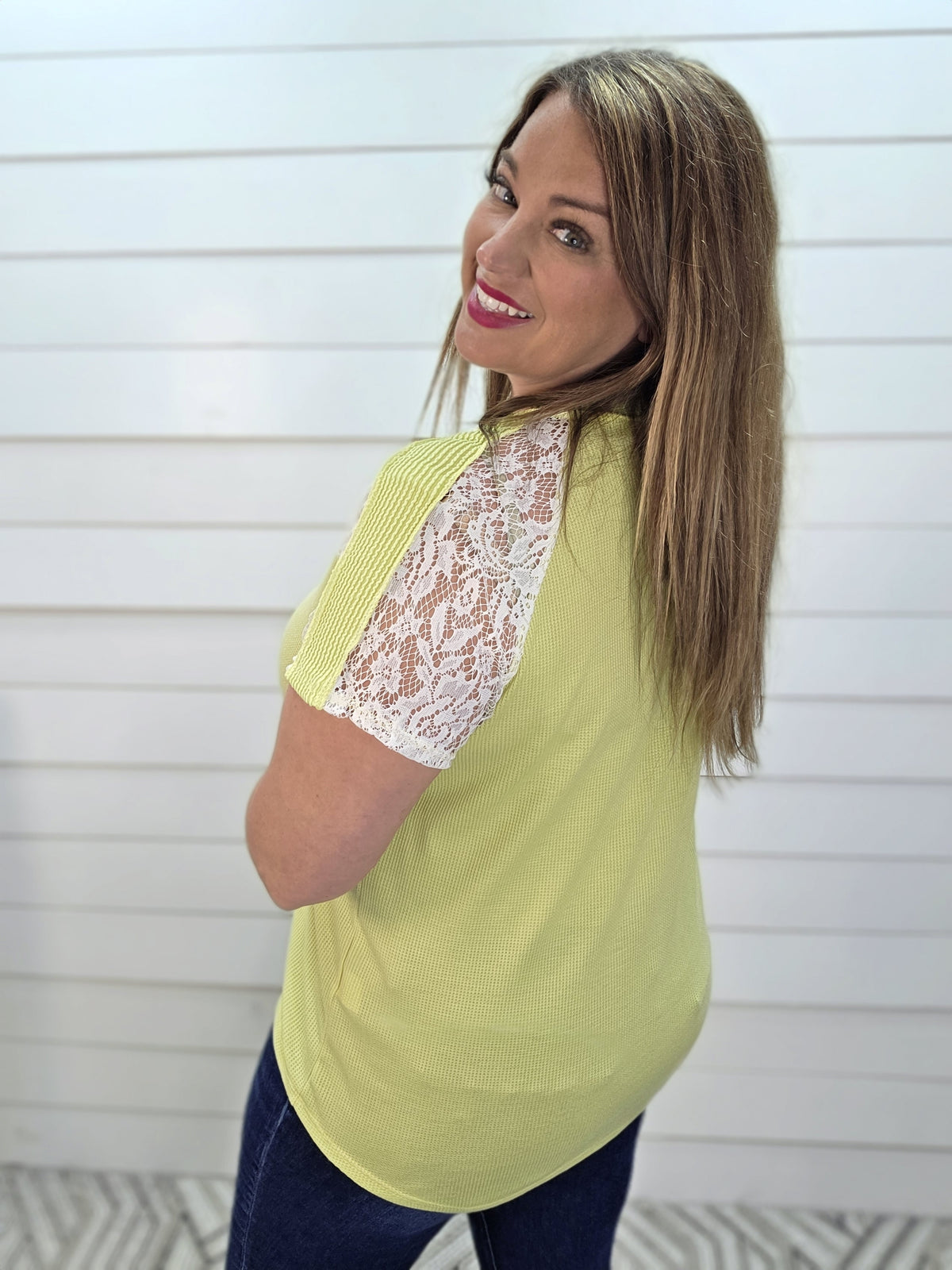 LIME WAFFLE TEXTURED LACE TRIM SHORT SLEEVE TOP