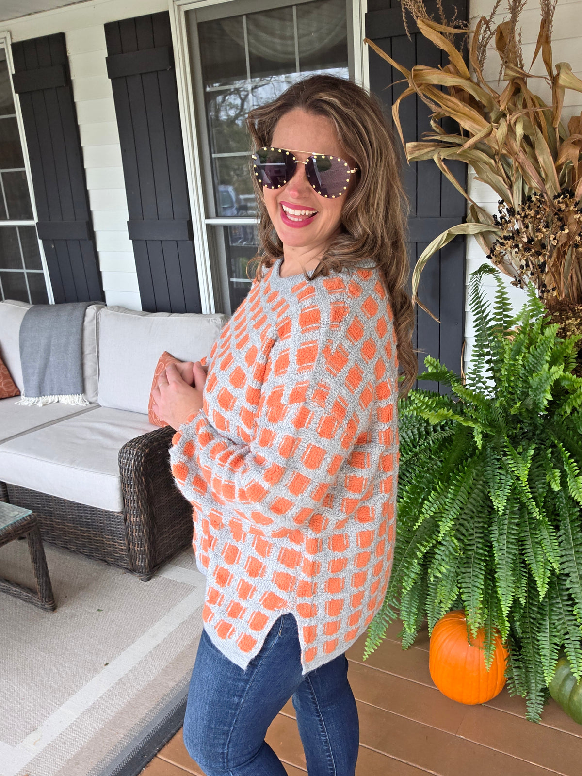 CORAL/GREY TEXTURED BLOCK PULL OVER SWEATER