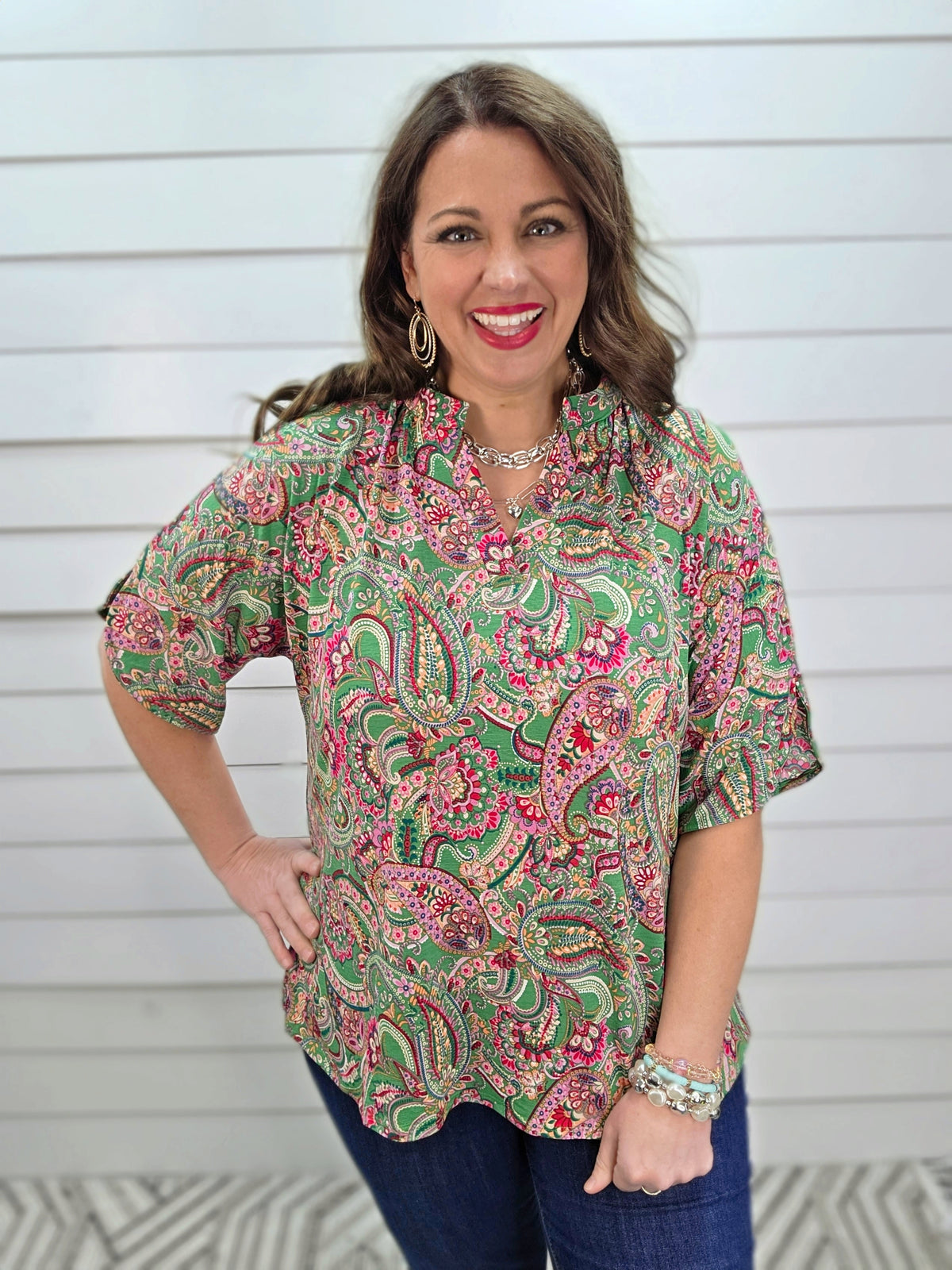 DEAR SCARLETT BREEZE SPLIT SLEEVE TOP - KELLY GREEN/PINK FLORAL PRINT