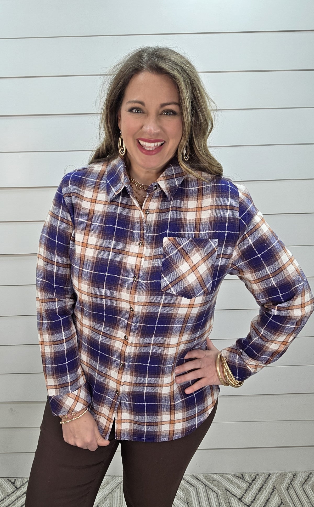 NAVY/BROWN PLAID FLANNEL BUTTON DOWN