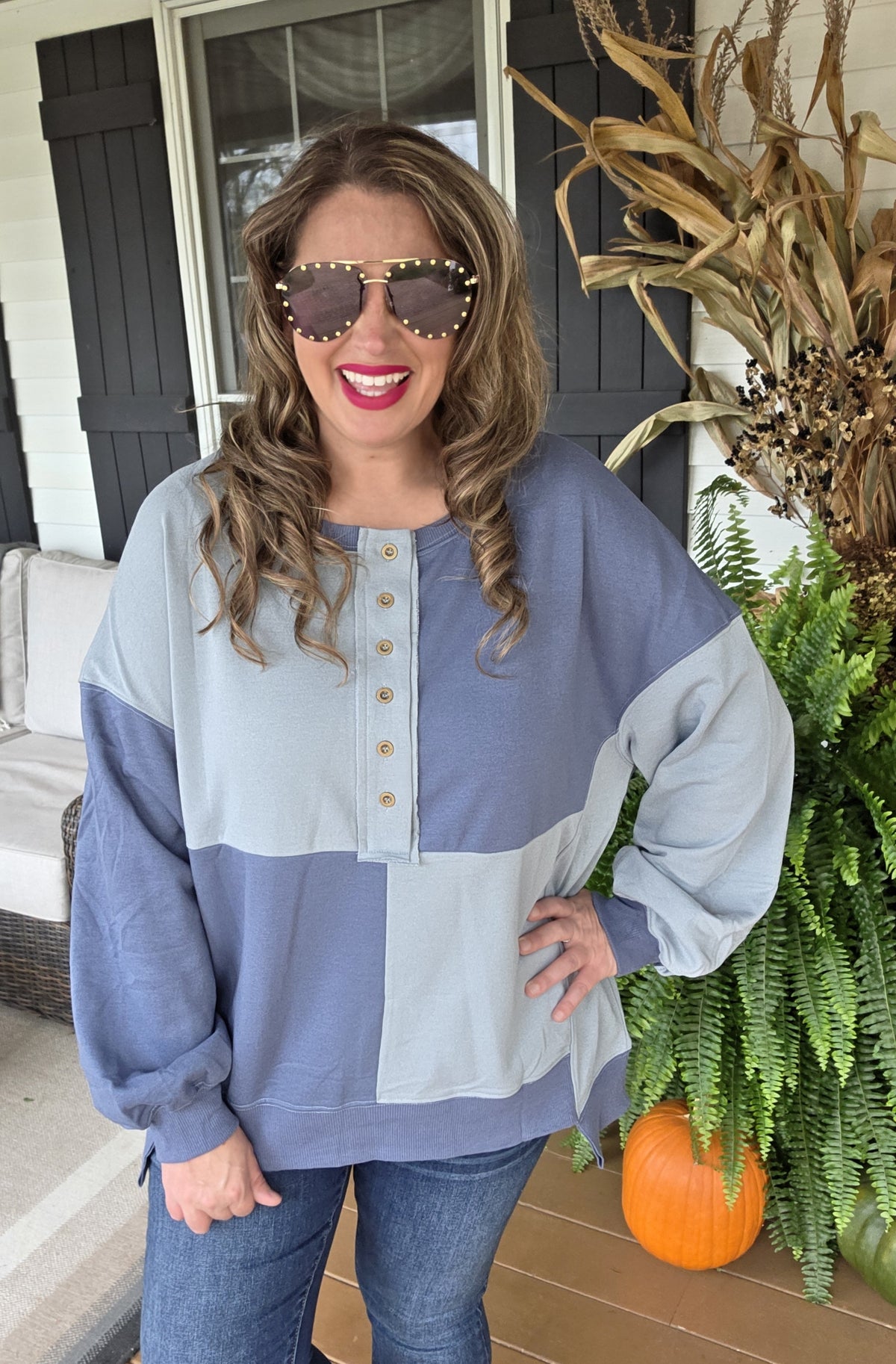 BLUE BLOCK COLORBLOCK BUTTON TRIM KNIT TOP