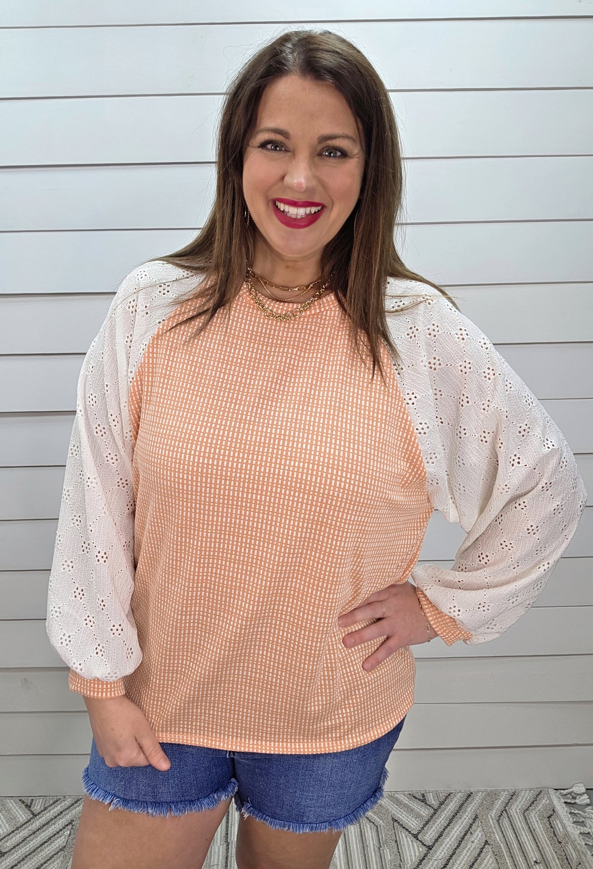 CORAL PRINTED KNIT TOP W/ CROCHET LACE SLEEVES