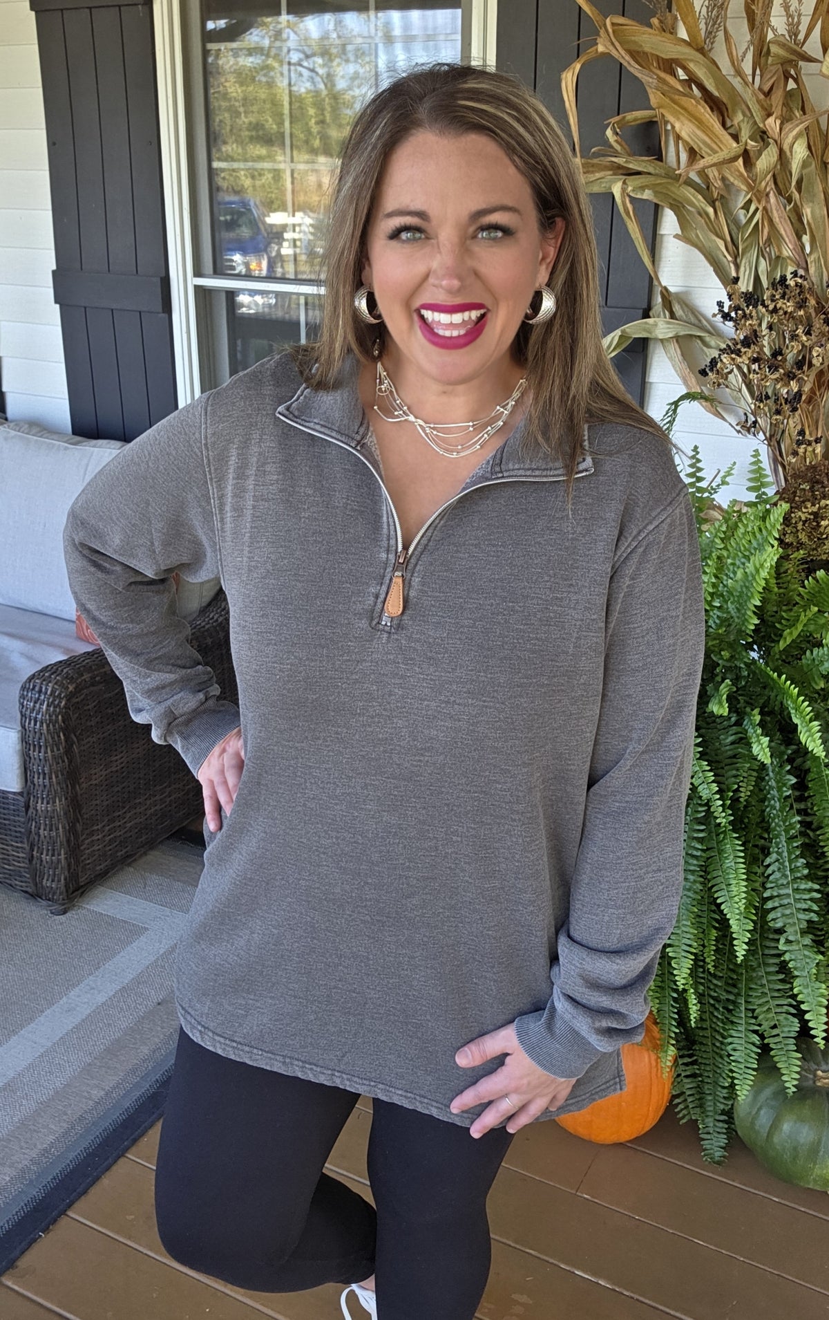 CHARCOAL MINERAL WASH QUARTER ZIP PULLOVER W/ POCKETS