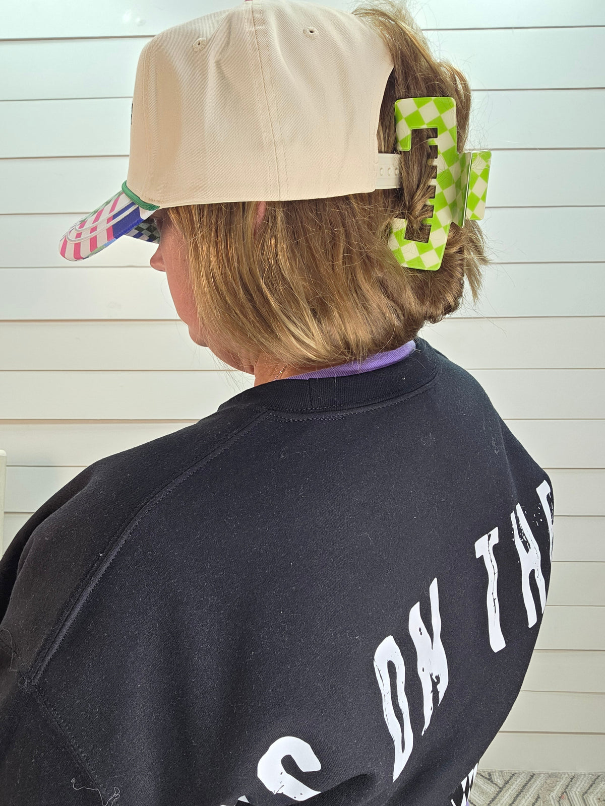 GREEN LARGE CHECKERED HAT CLIP