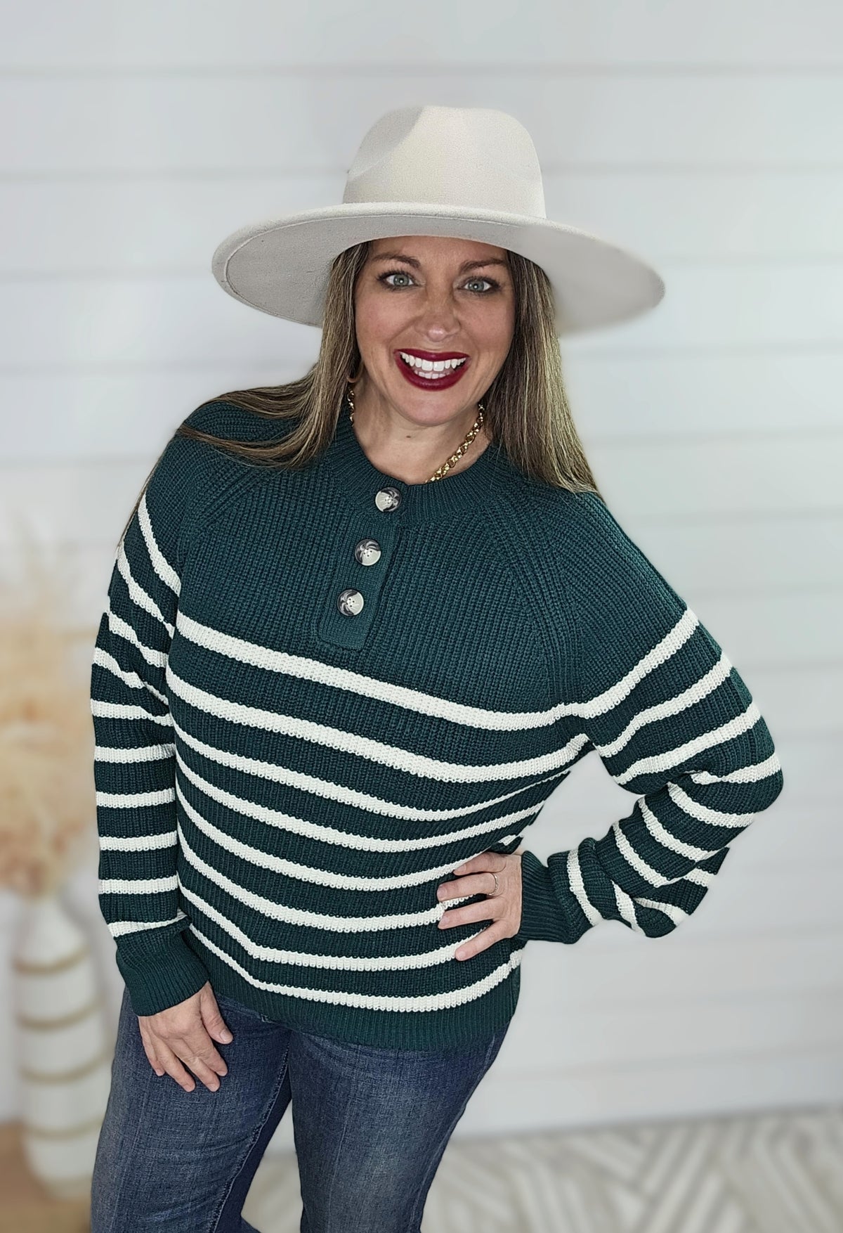 HUNTER GREEN STRIPED HENLEY SWEATER