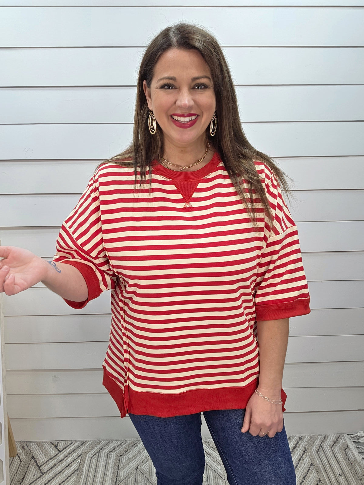 RED/CREAM STRIPED RELAXED FIT FRENCH TERRY KNIT TOP