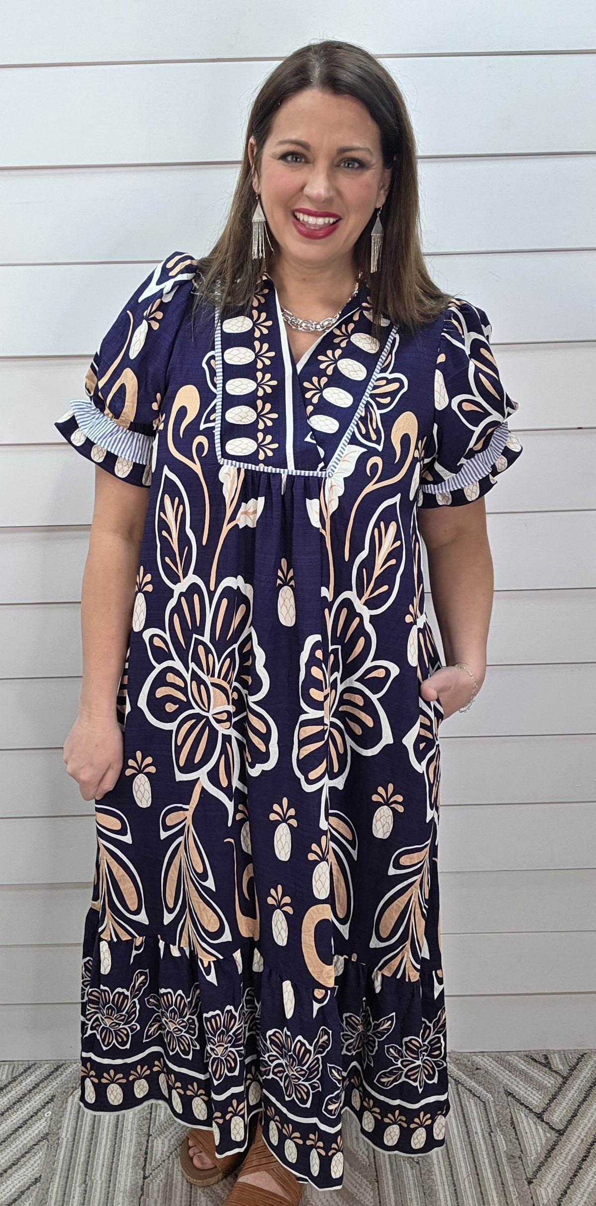 NAVY/CREAM PRINTED V NECK LONG DRESS