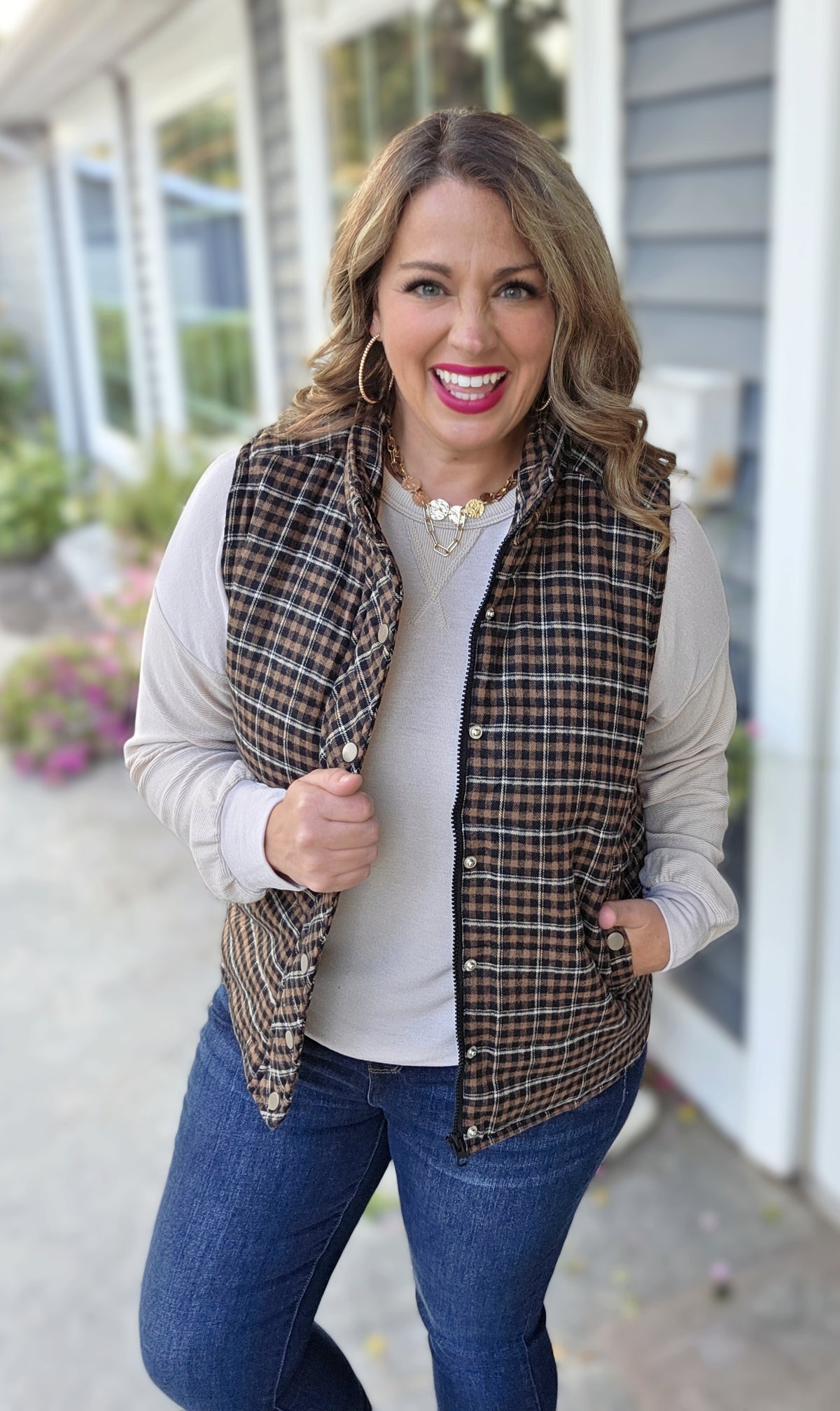 TAUPE/BLACK PLAID SNAP/ZIPPER VEST