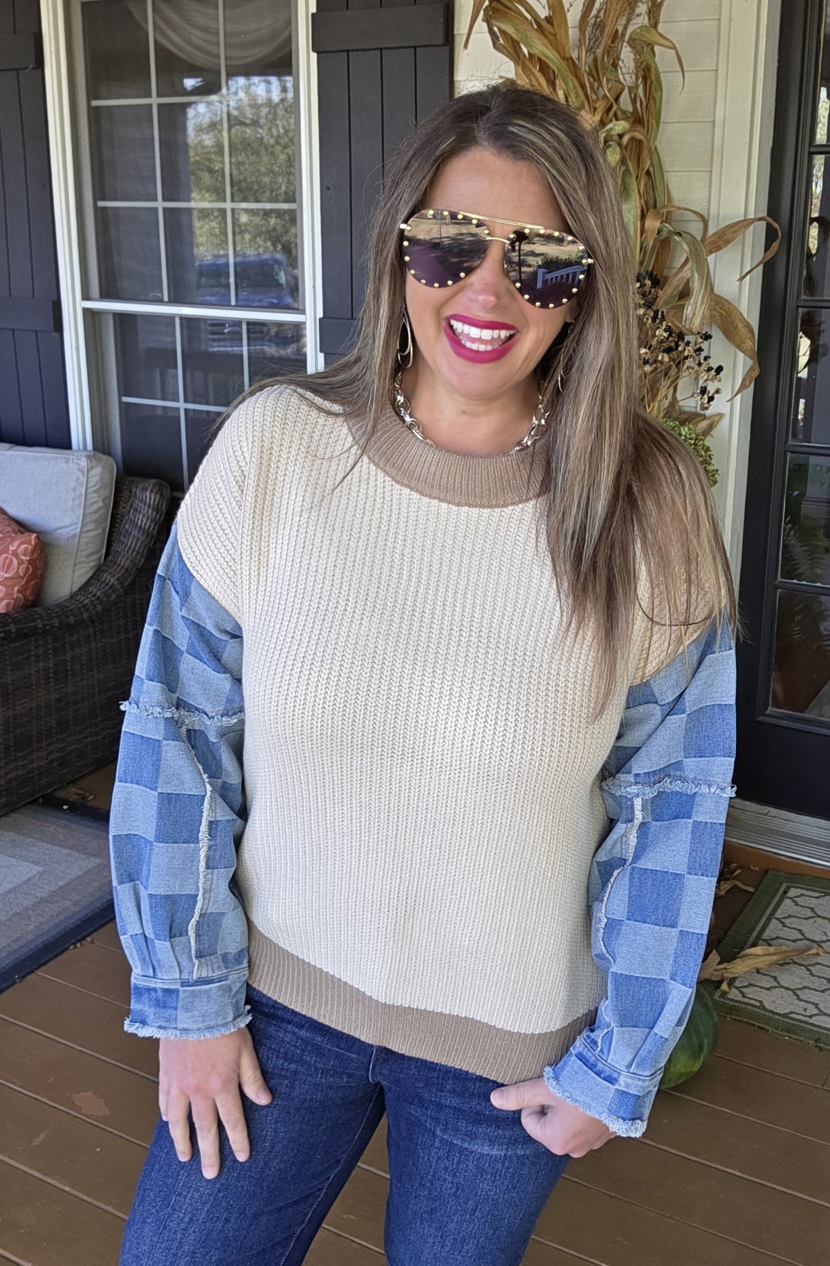 CREAM/DENIM CHECKER SLEEVE KNIT SWEATER