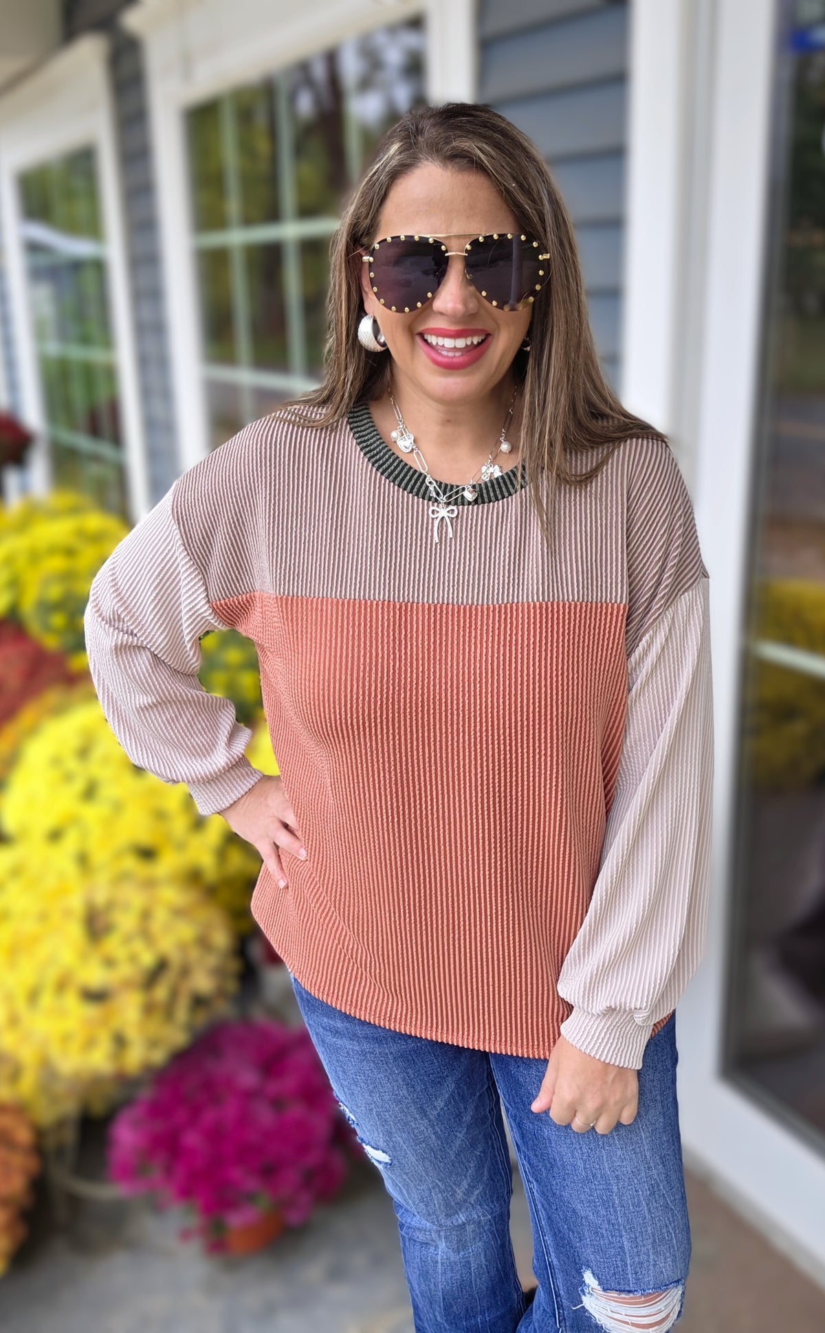 CINNAMON/MOCHA/TAUPE COLORBLOCK RIASED RIBBED KNIT TOP