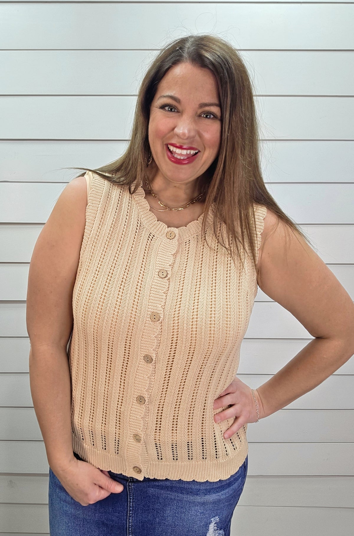 NATURAL CROCHET BUTTON DOWN SLEEVELESS SCALLOPED SWEATER