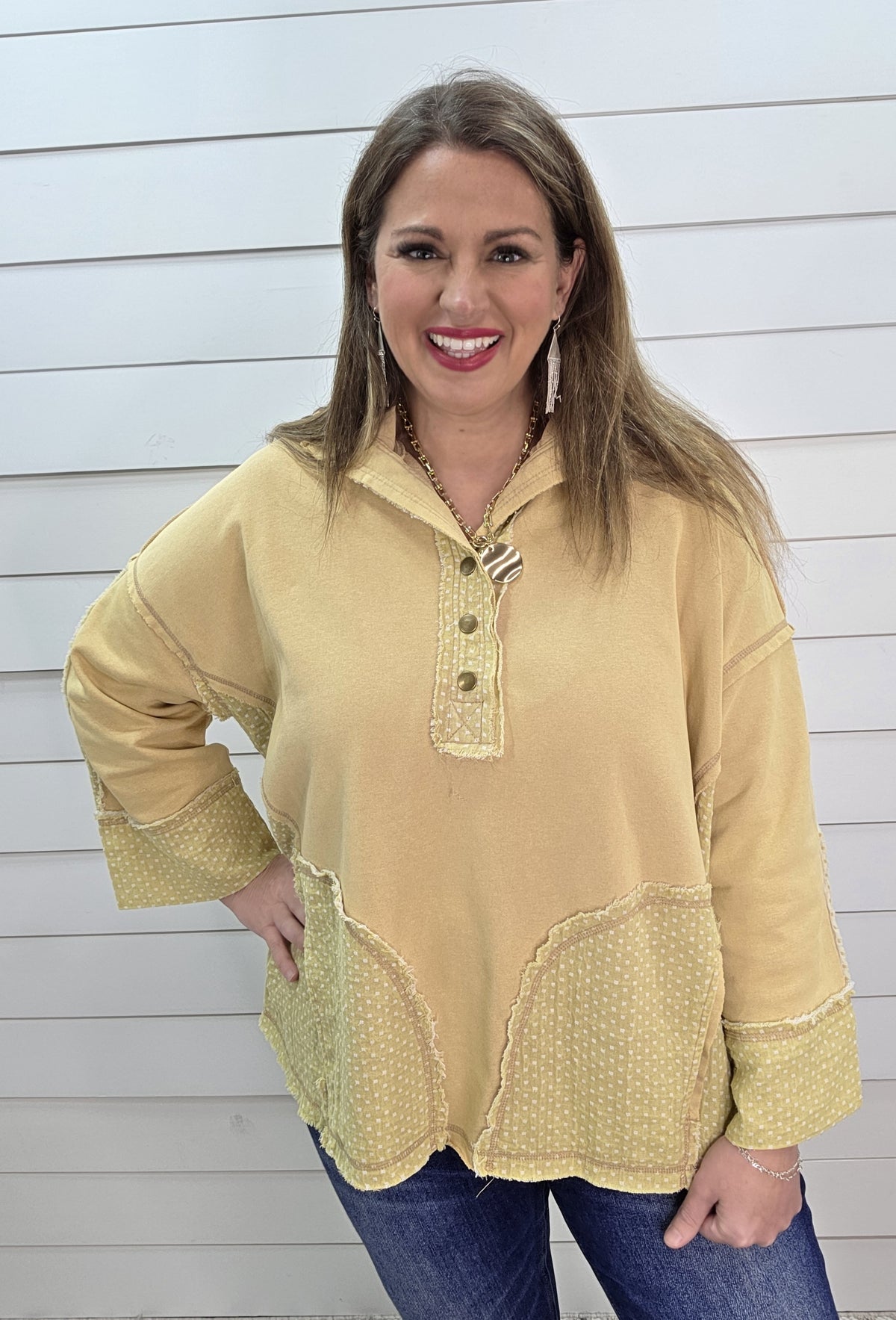 HONEY OVERSIZED POLKA DOT MINERAL WASH QUARTER SNAP W/ SIDE POCKETS