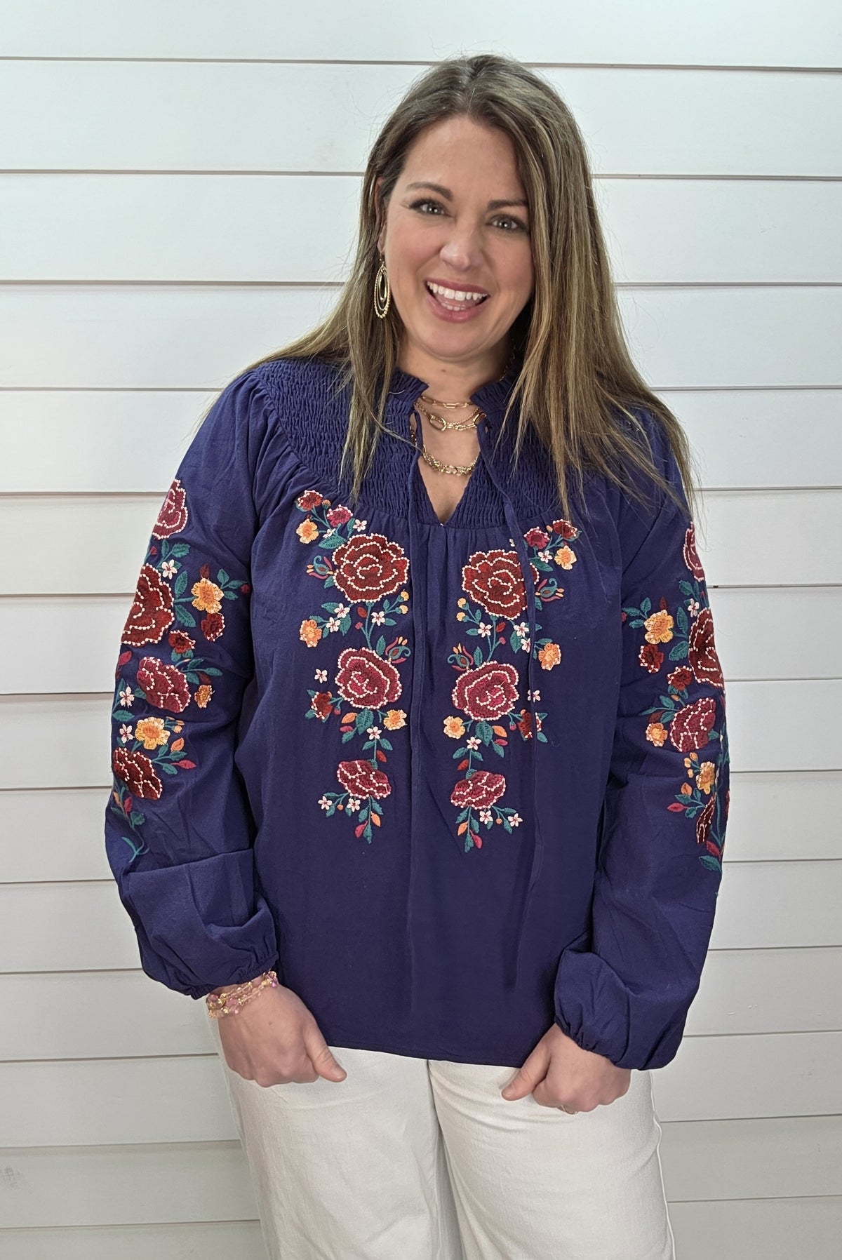 NAVY ROSE EMBROIDERED TOP