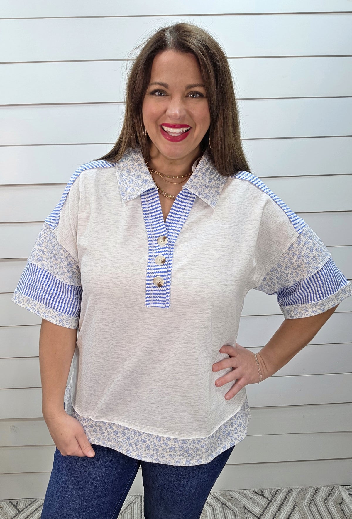 HEATHER GREY FLORAL BUTTON HENLEY KNIT TOP W/ LAY DOWN COLLAR