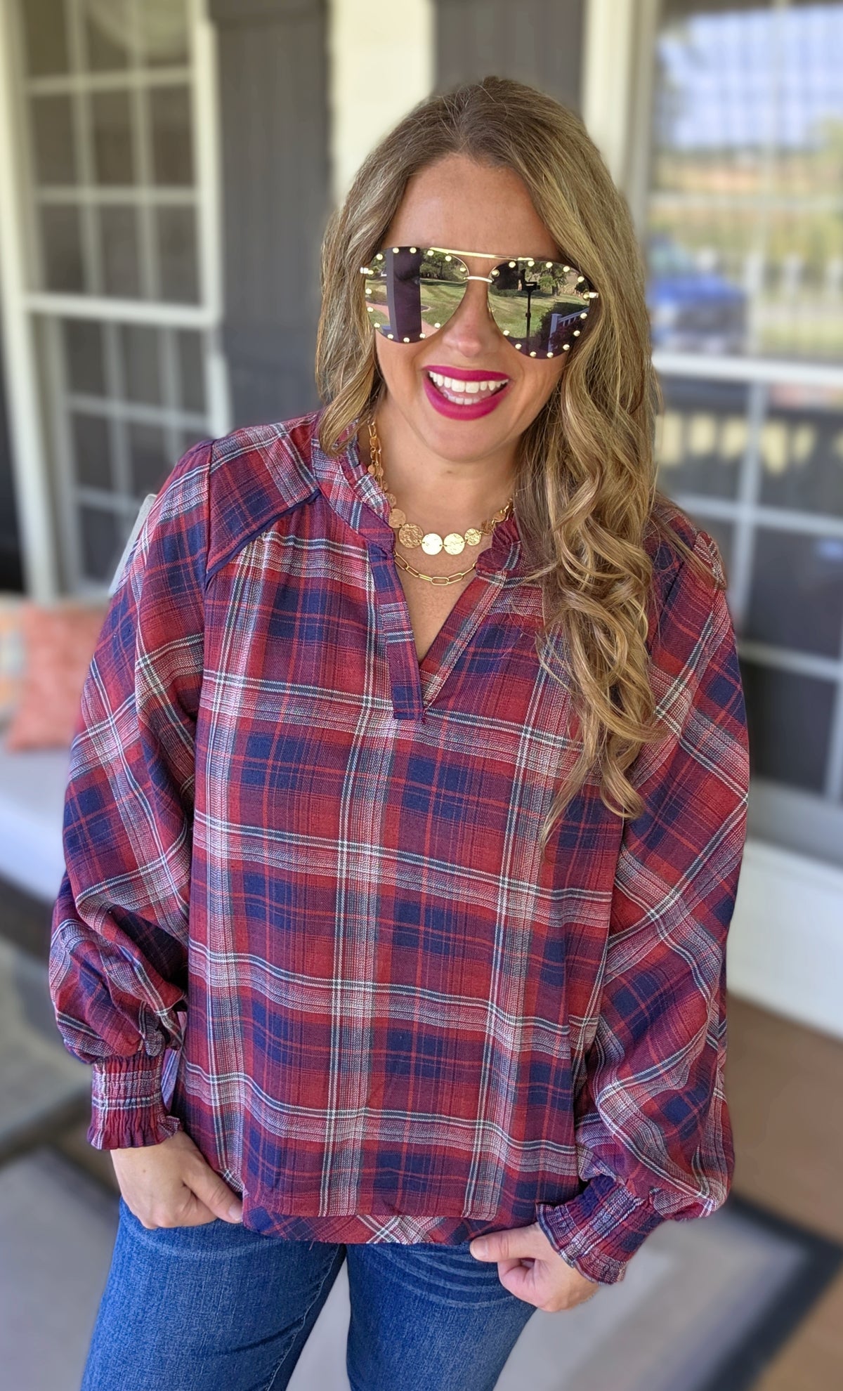 RED/NAVY PLAID V NEK SMOCKED SLEEVE TOP