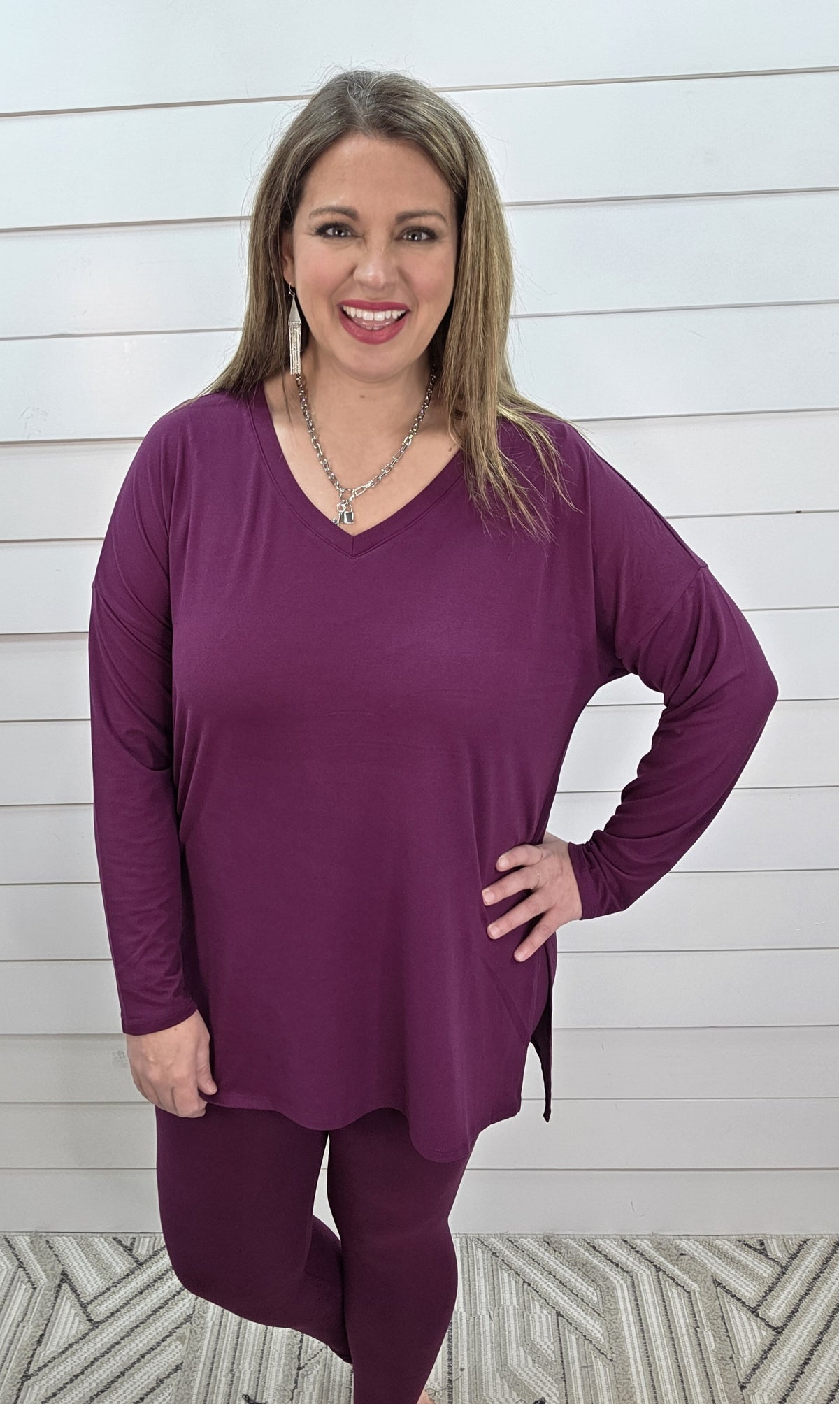 BUTTER LEGGINGS V NECK SET - PLUM