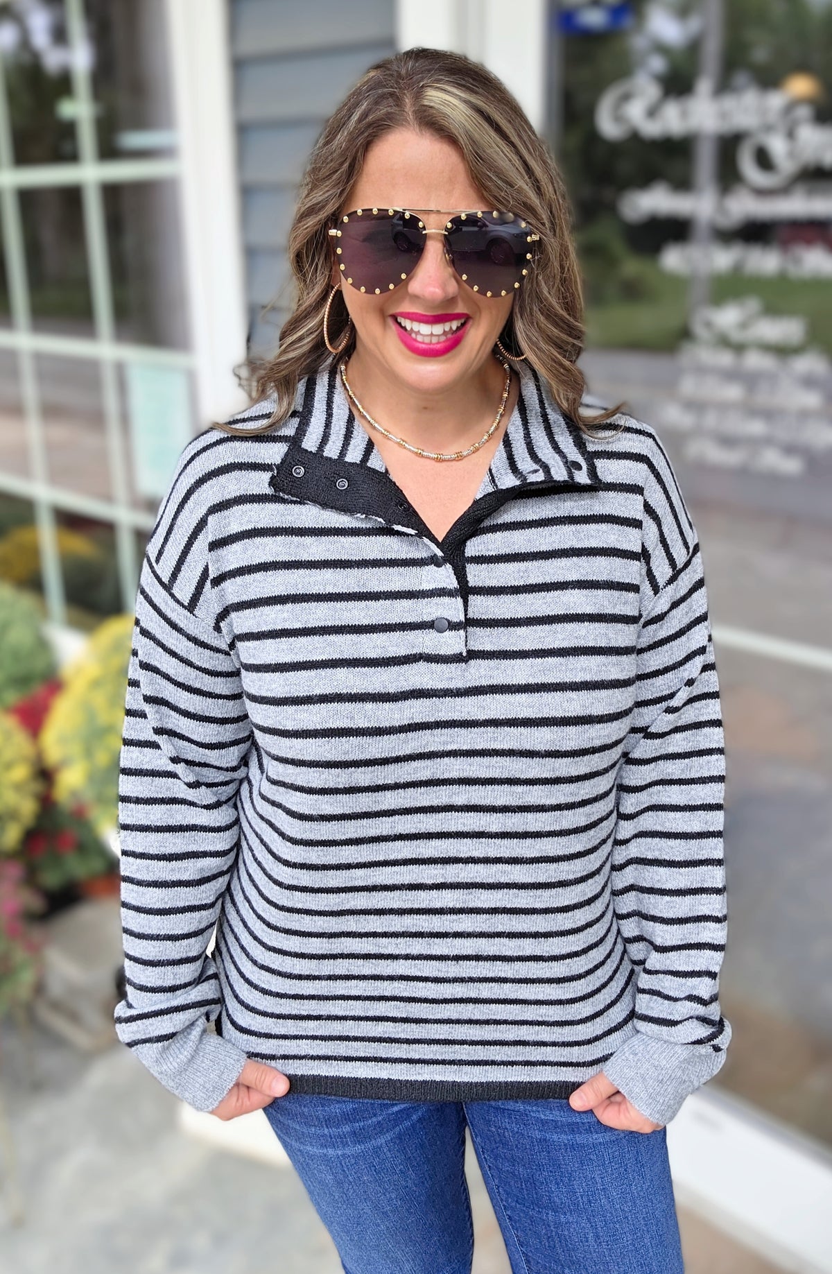 GREY/BLACK STRIPED QUARTER SNAP SWEATER
