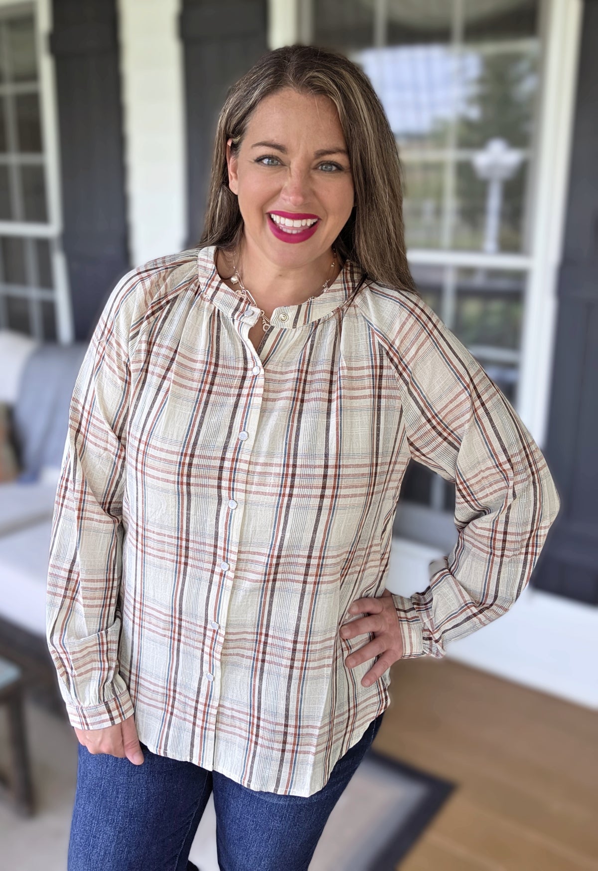 BEIGE PLAID SNAP BUTTON TOP