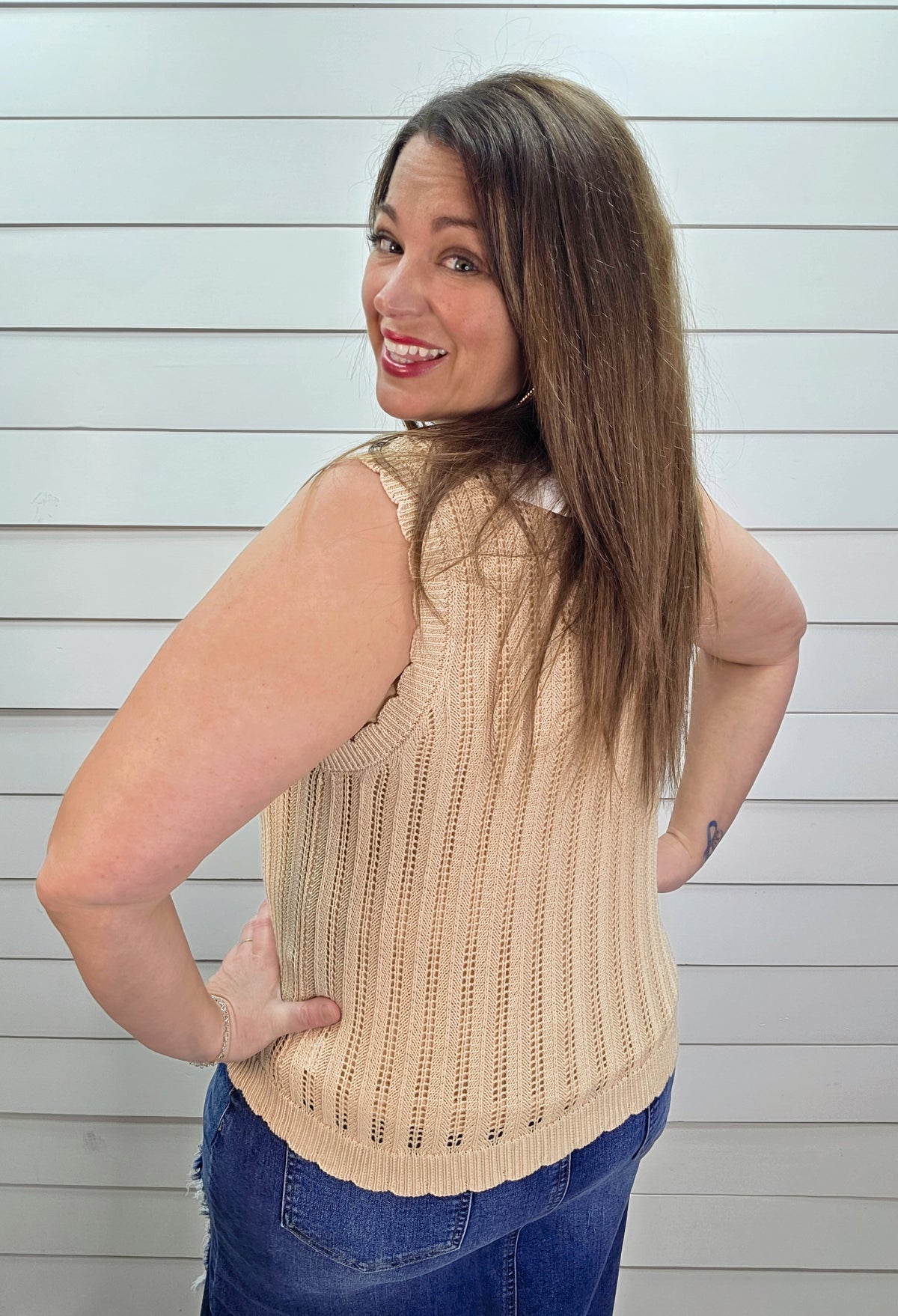 NATURAL CROCHET BUTTON DOWN SLEEVELESS SCALLOPED SWEATER