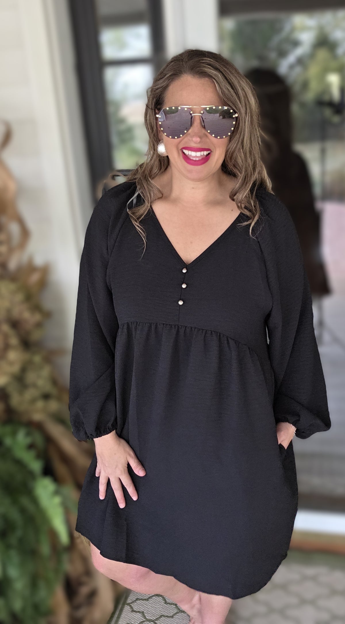 BLACK BABYDOLL KNEE LENGTH TEXTURED DRESS