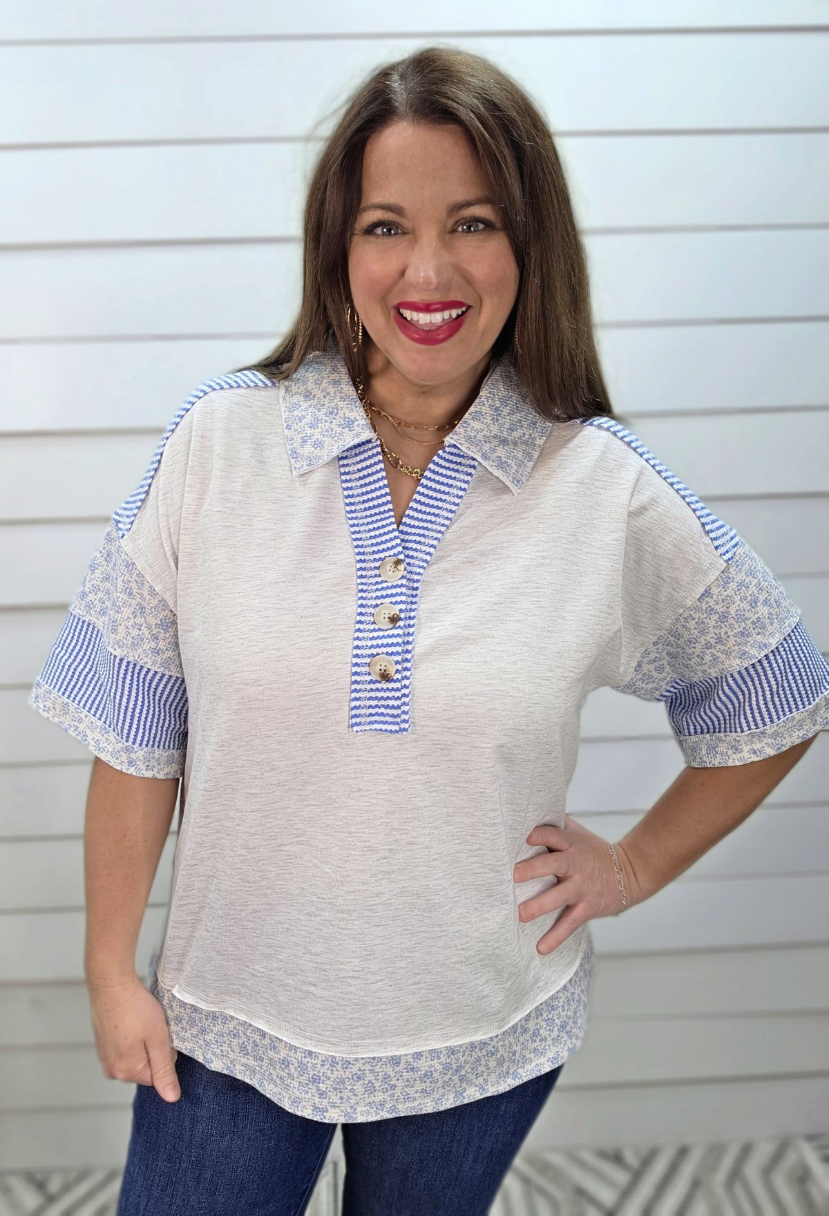 HEATHER GREY FLORAL BUTTON HENLEY KNIT TOP W/ LAY DOWN COLLAR