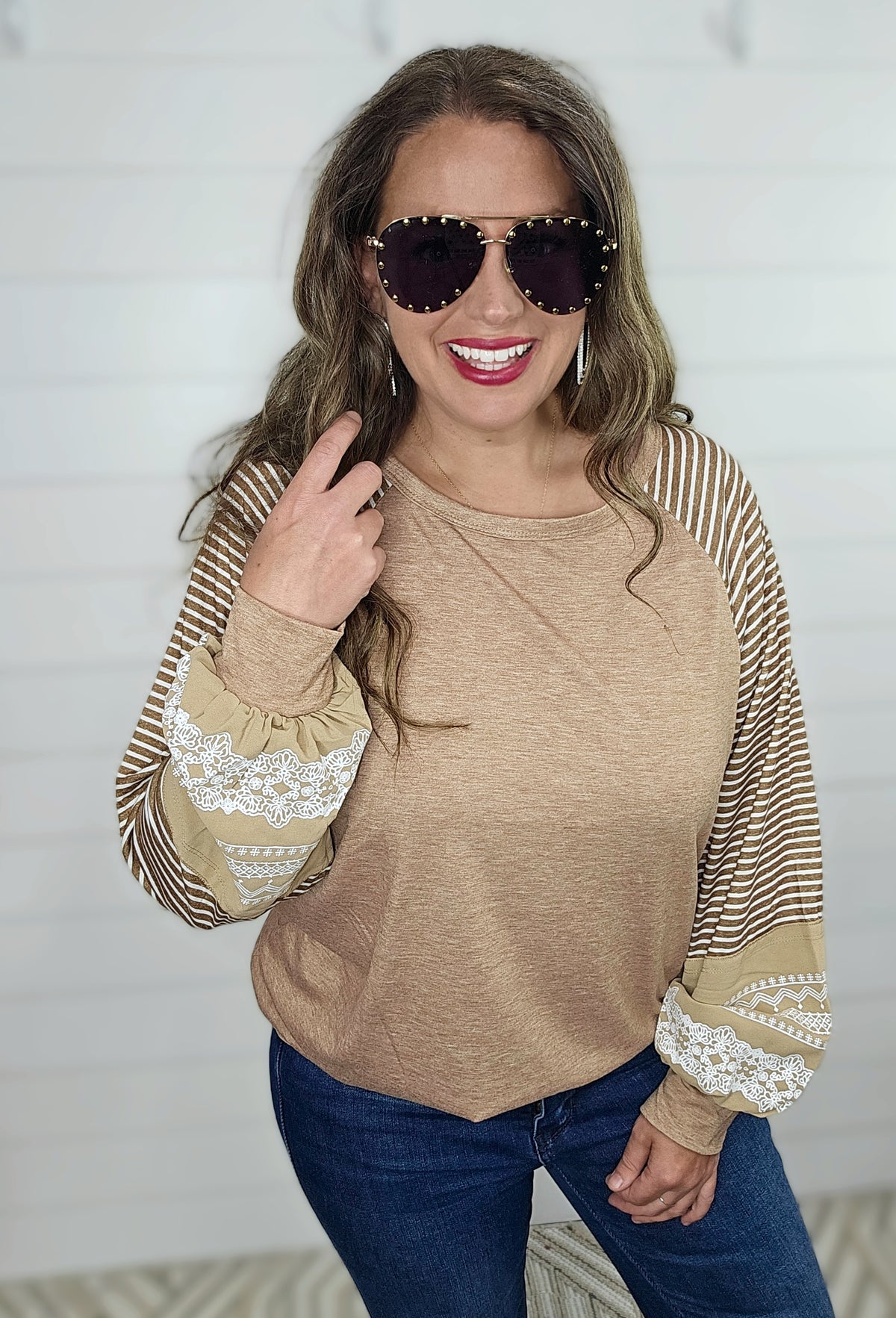 MOCHA CONTRAST SLEEVE KNIT TOP