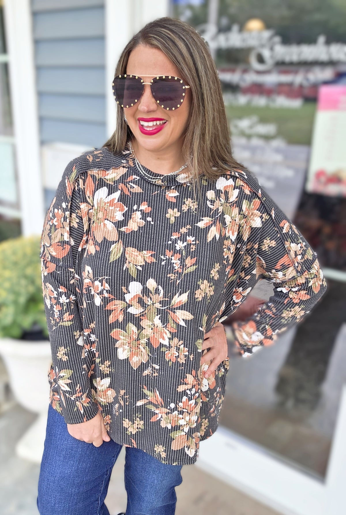 BLACK/RUST FLORAL OVERSIZED RAISED RIBBED KNIT TOP