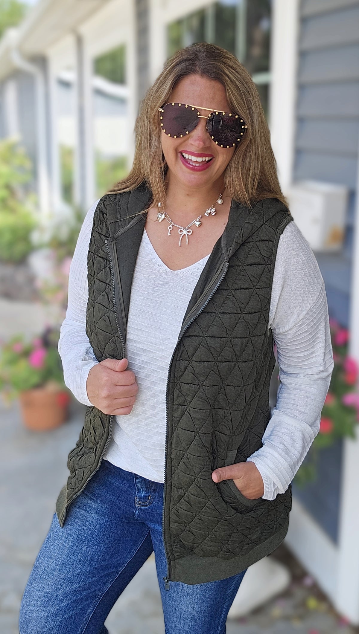 HUNTER GREEN QUILTED HOODED VEST