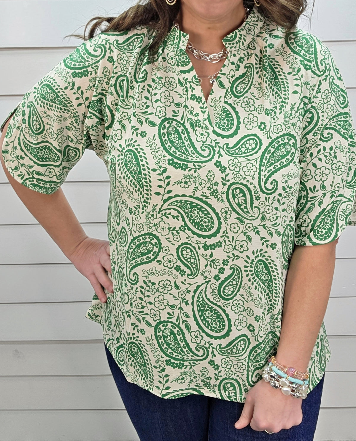 DEAR SCARLETT BREEZE SPLIT SLEEVE TOP - KELLY GREEN/CREAM PRINTED