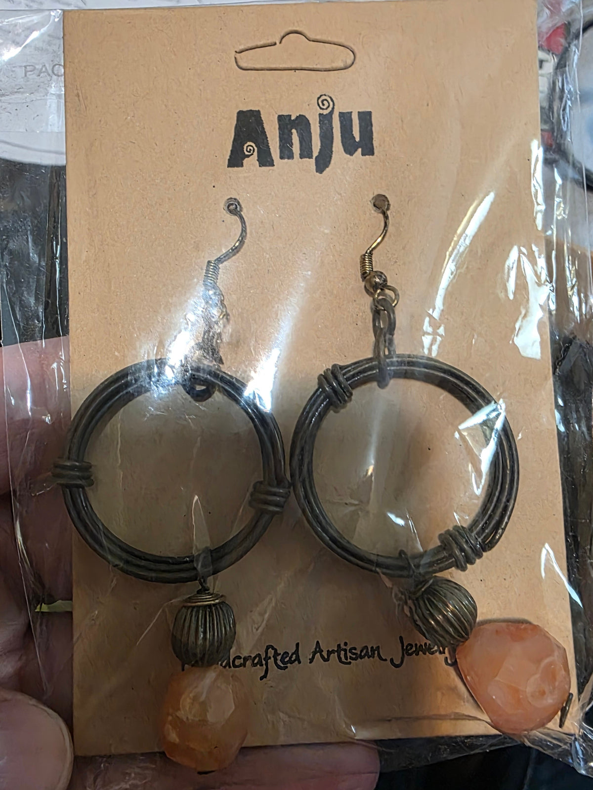 ANJU EARRING
