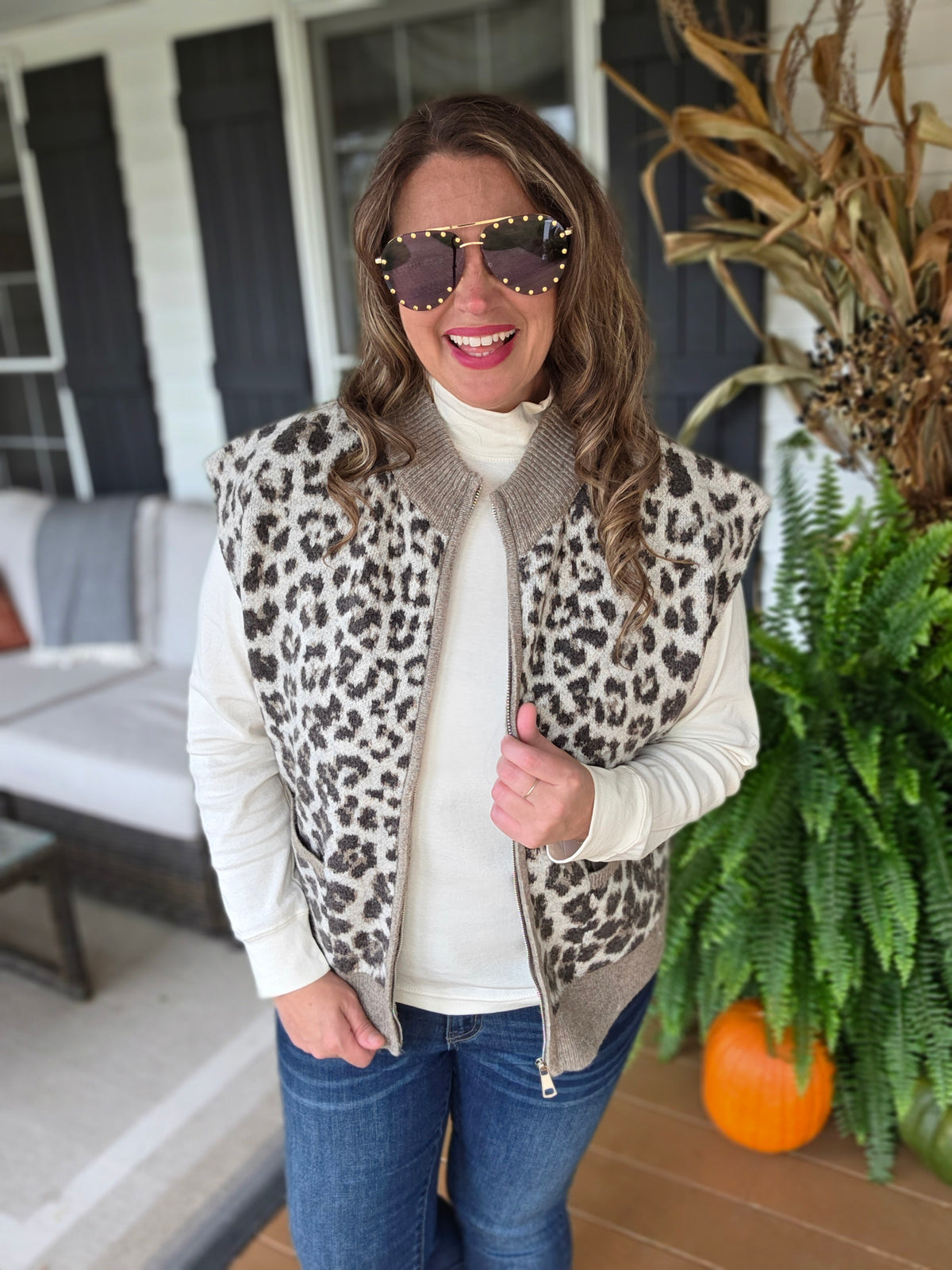 MOCHA LEOPARD ZIP UP SWEATER VEST